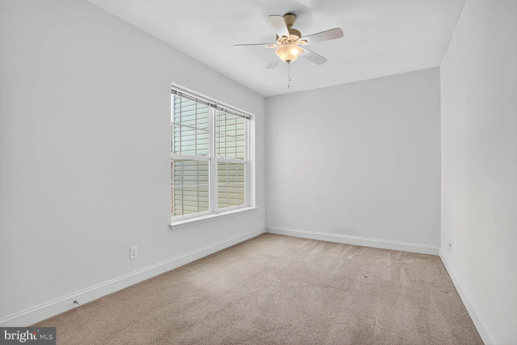 Property Slideshow image 92 of 122 | 9202 charleston dr 307, Manassas, VA, 20110