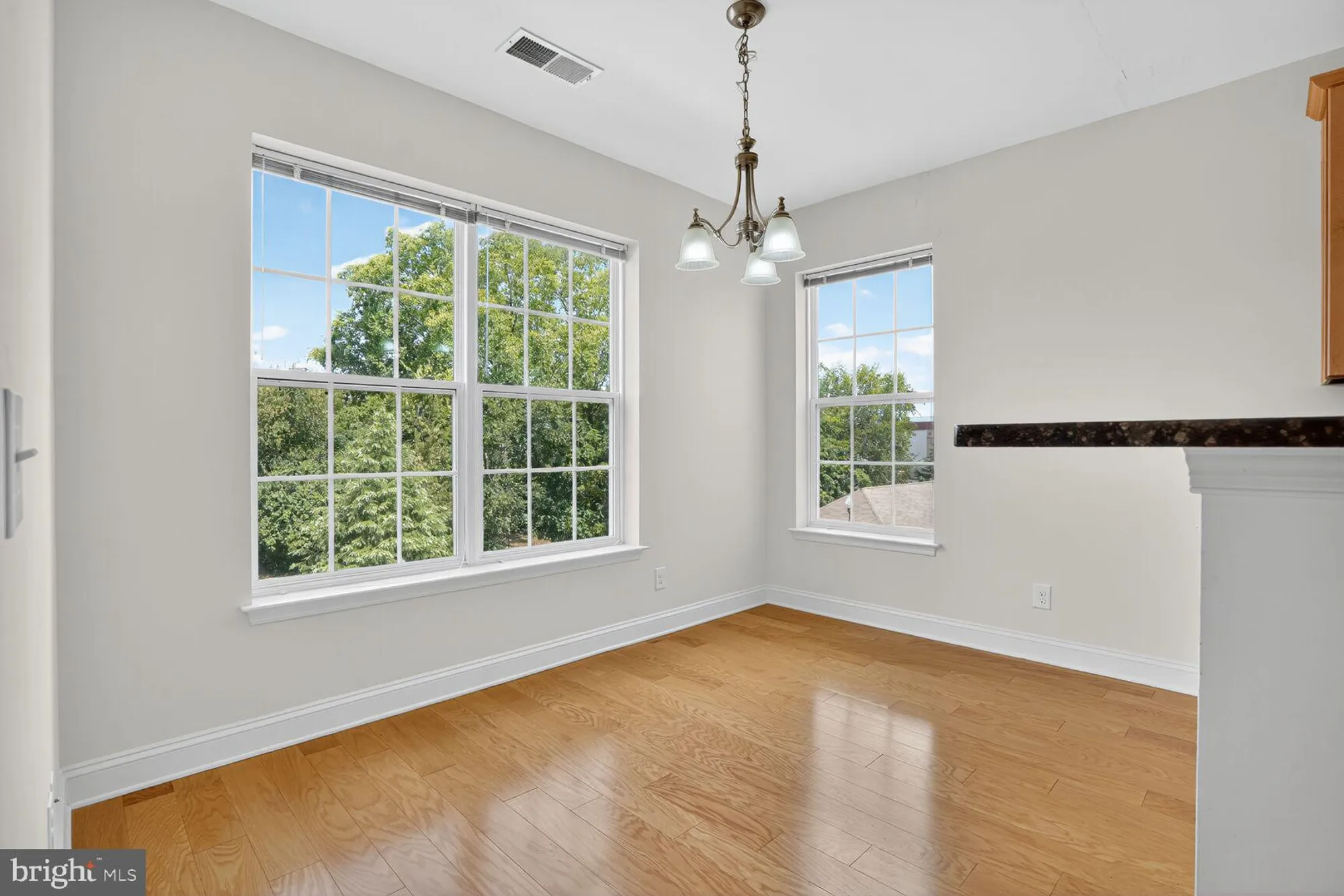 Property Slideshow image 51 of 122 | 9202 charleston dr 307, Manassas, VA, 20110