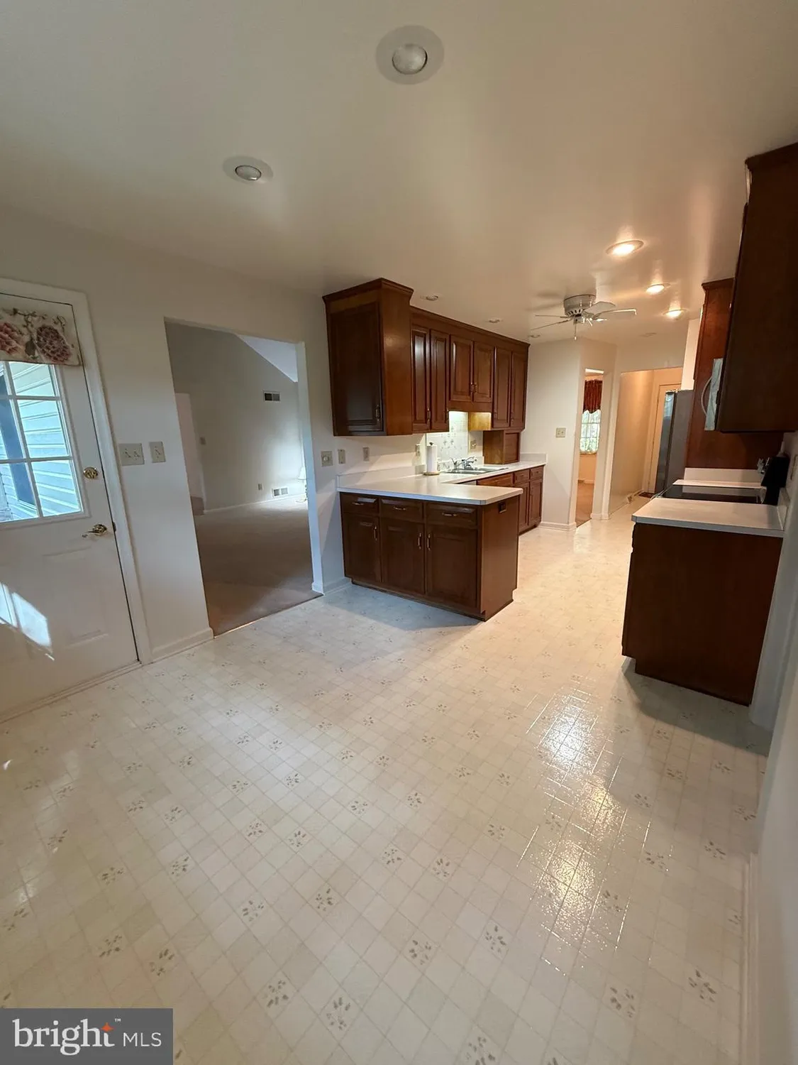 Property Slideshow image 8 of 31 | 7010 fairway oaks, Fayetteville, PA, 17222