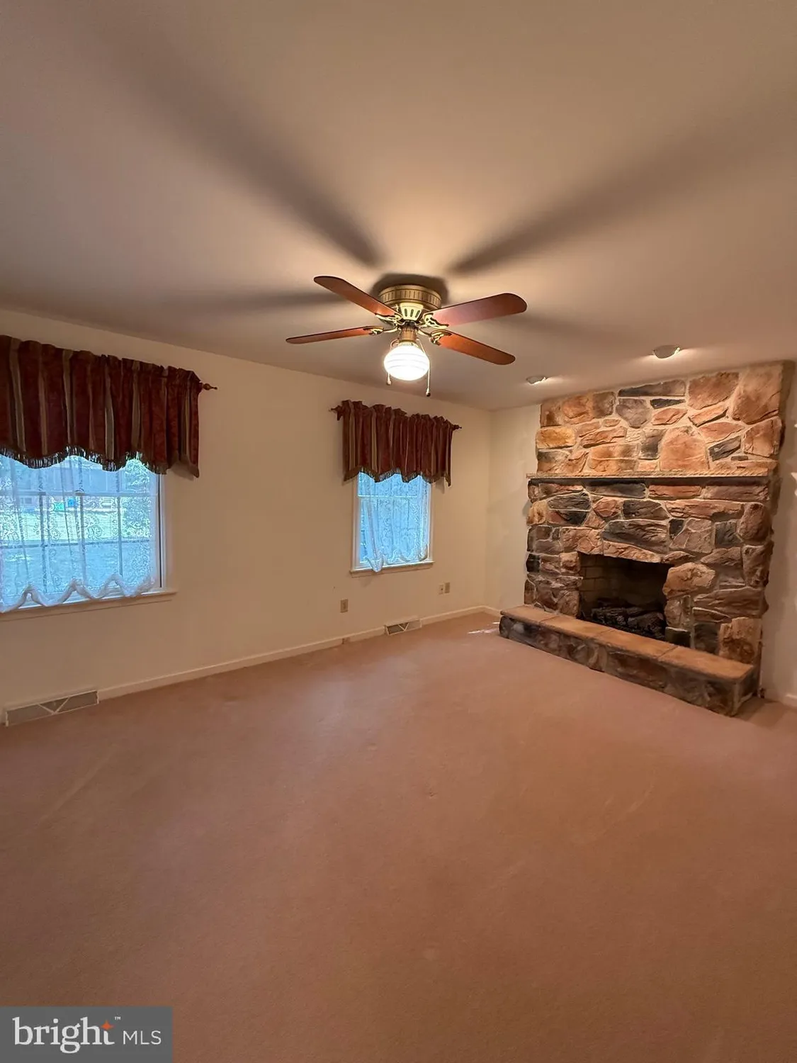 Property Slideshow image 12 of 31 | 7010 fairway oaks, Fayetteville, PA, 17222