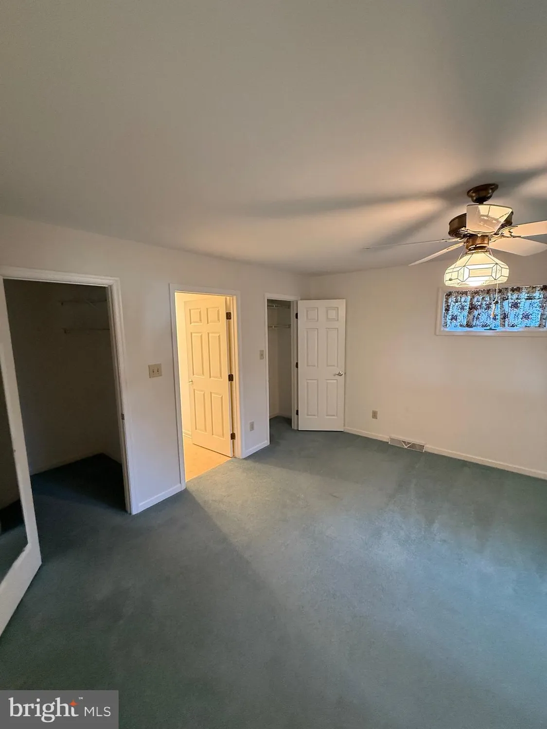 Property Slideshow image 16 of 31 | 7010 fairway oaks, Fayetteville, PA, 17222