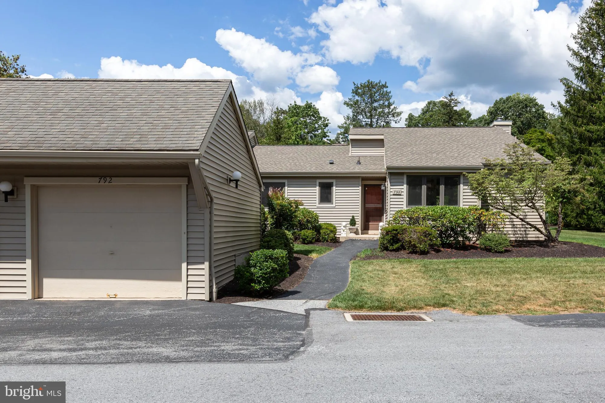 Property Slideshow image 3 of 27 | 792 jefferson way, West Chester, PA, 19380