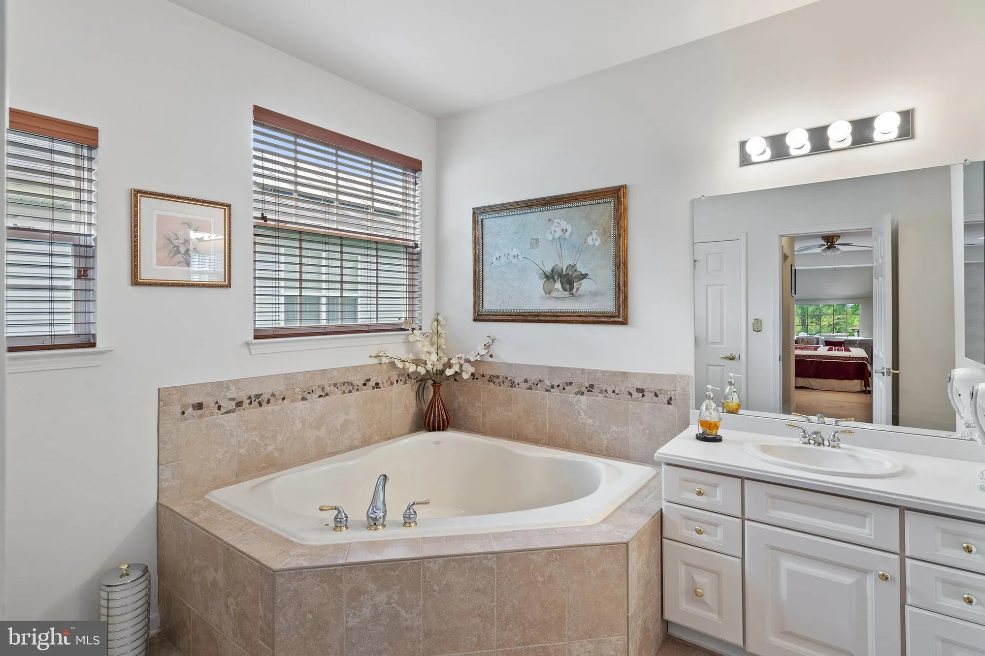 Property Slideshow image 23 of 51 | 10 bunker dr, Little Egg Harbor Twp, NJ, 08087