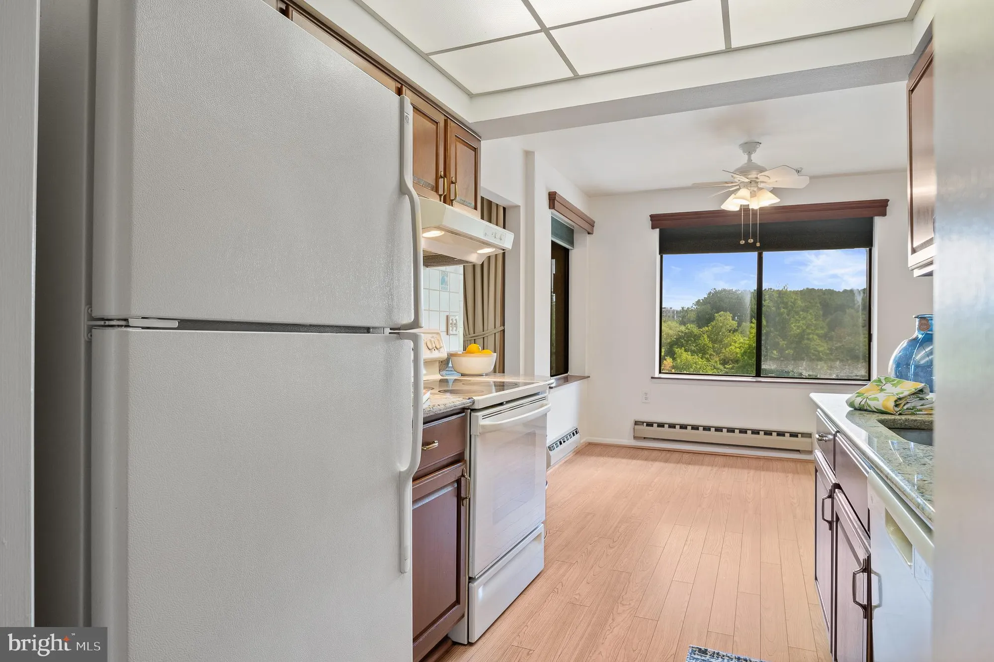 Property Slideshow image 12 of 44 | 15301 pine orchard dr 86-3e, Silver Spring, MD, 20906