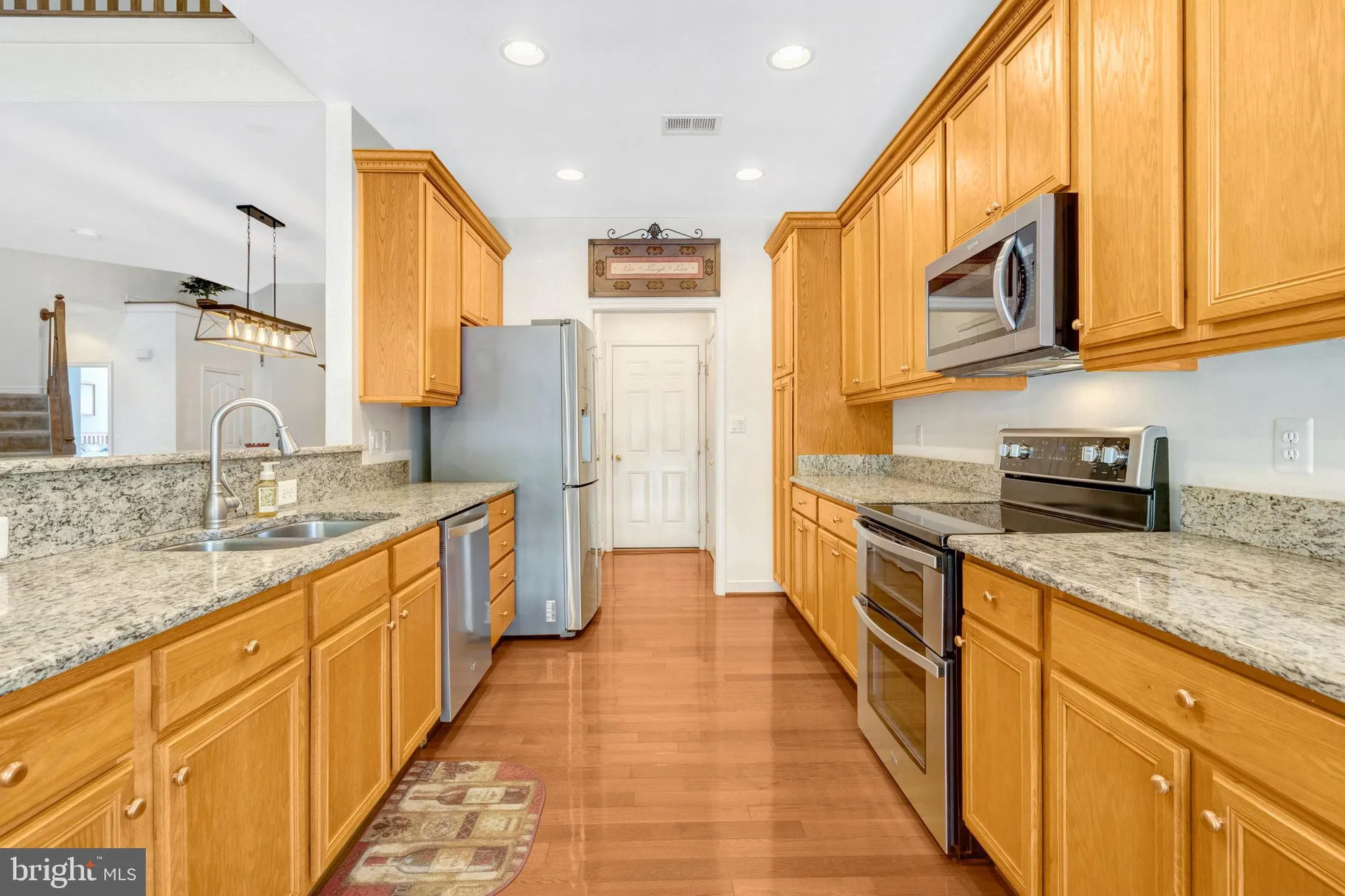 Property Slideshow image 2 of 37 | 13154 triple crown loop, Gainesville, VA, 20155