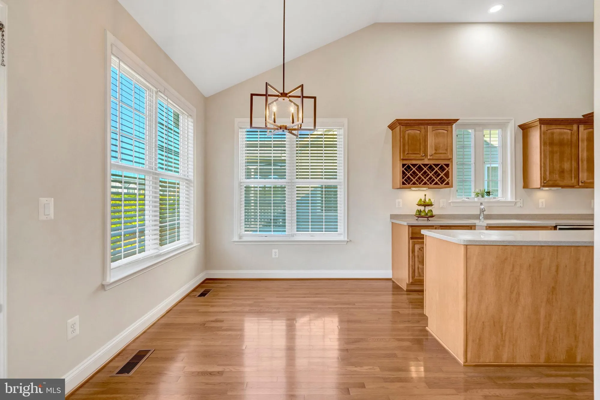 Property Slideshow image 13 of 61 | 6900 tred avon pl, Gainesville, VA, 20155