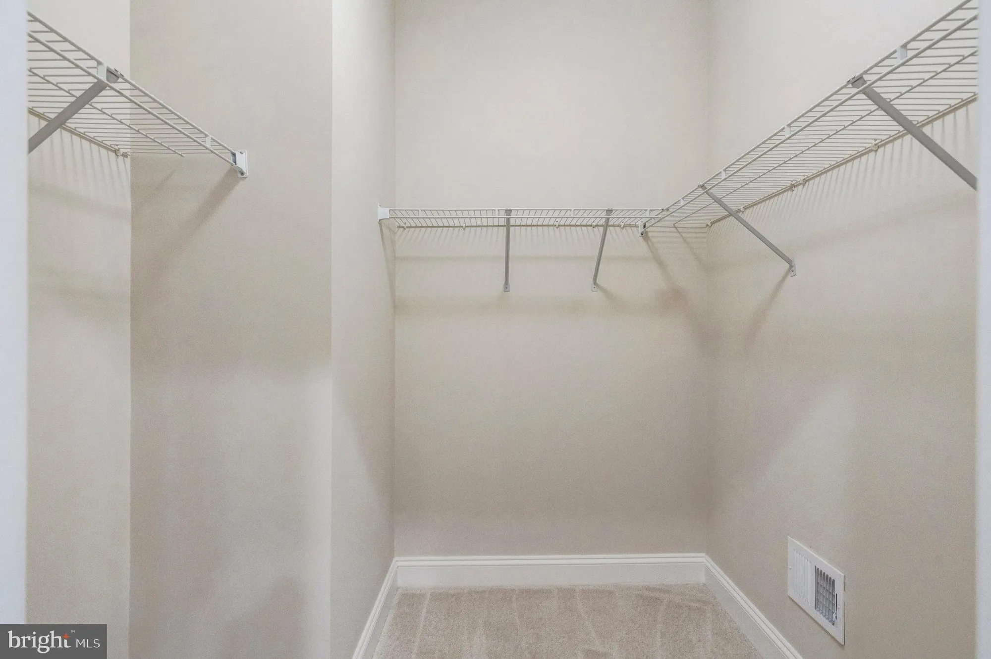 Property Slideshow image 29 of 61 | 6900 tred avon pl, Gainesville, VA, 20155