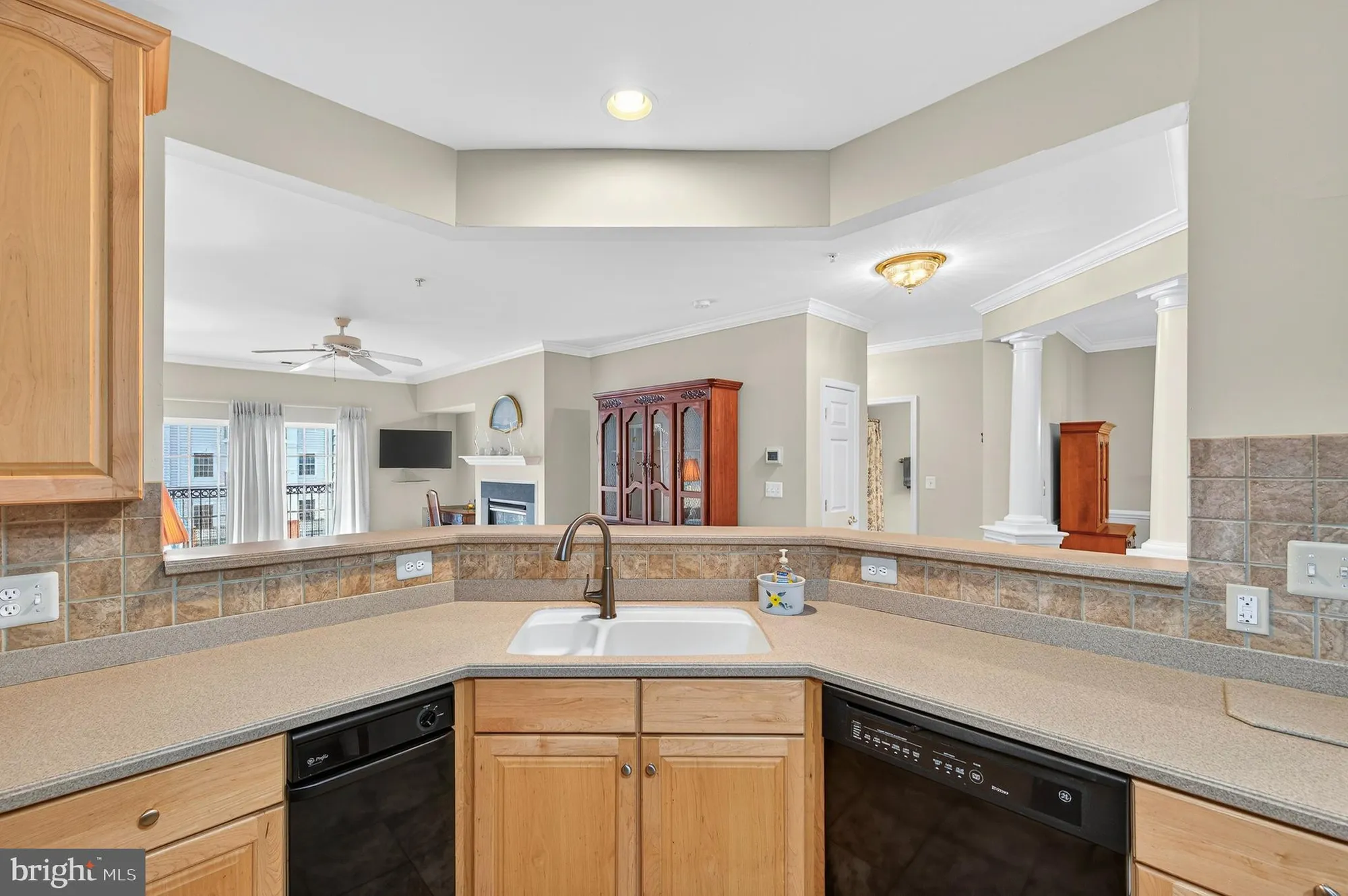Property Slideshow image 4 of 41 | 20745 royal palace sq unit 207, Sterling, VA, 20165