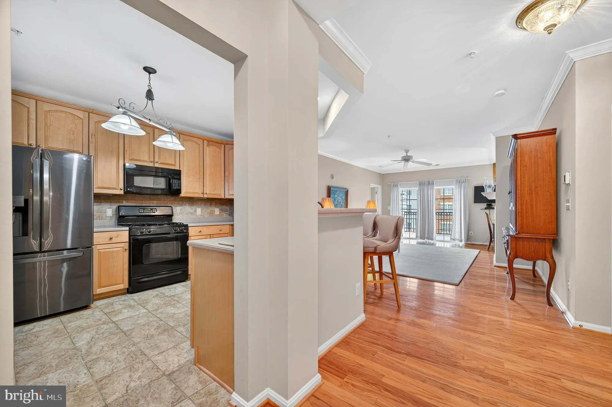 Property Slideshow image 8 of 41 | 20745 royal palace sq unit 207, Sterling, VA, 20165