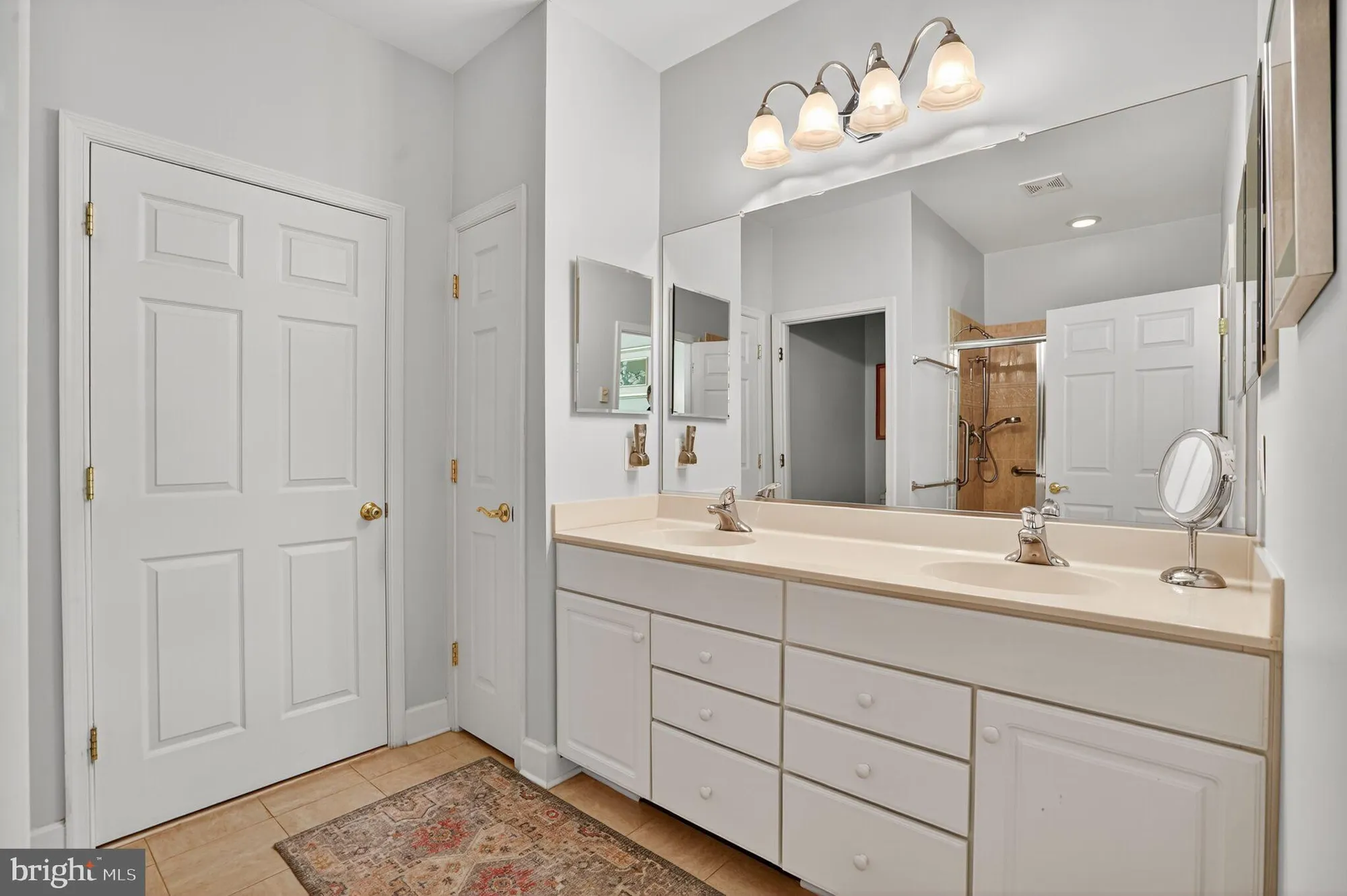 Property Slideshow image 23 of 37 | 20831 adams mill pl, Ashburn, VA, 20147