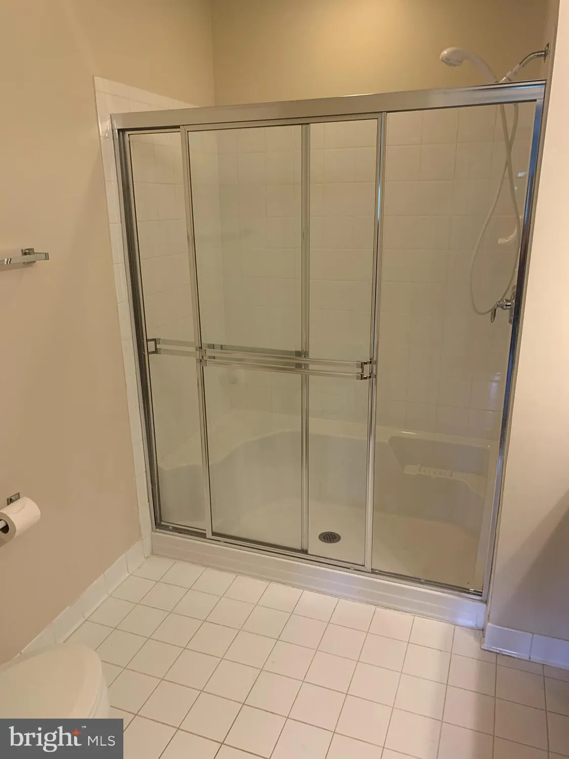 Property Slideshow image 23 of 24 | 2903 saintsbury plz 310, Fairfax, VA, 22031