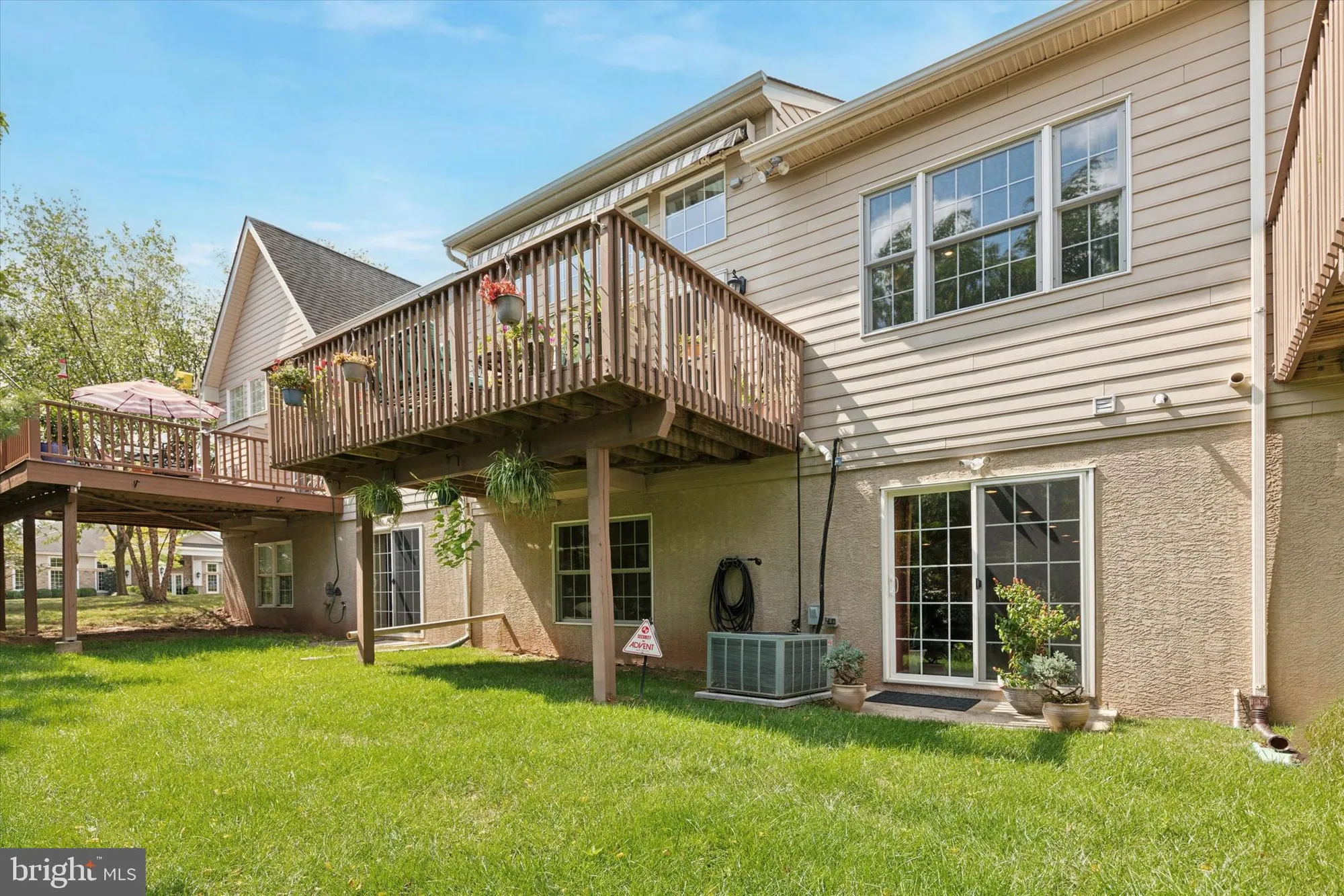 Property Slideshow image 46 of 55 | 107 caspian ln, Norristown, PA, 19403