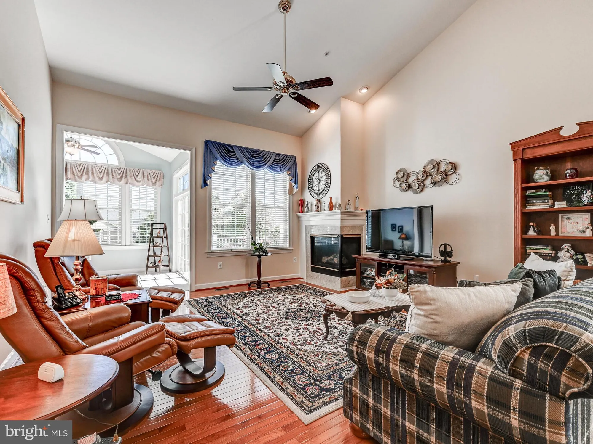 Property Slideshow image 9 of 63 | 11940 hampstead grn 73, Ellicott City, MD, 21042