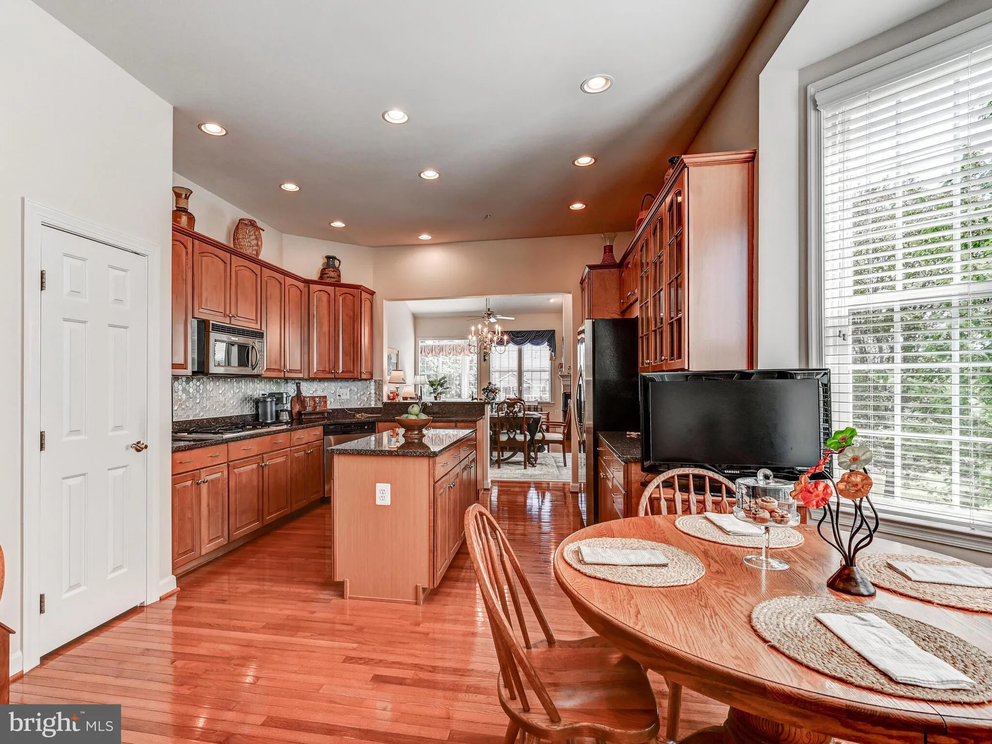 Property Slideshow image 20 of 63 | 11940 hampstead grn 73, Ellicott City, MD, 21042