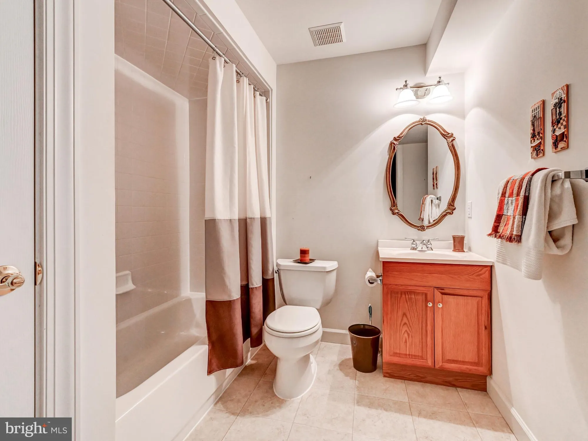Property Slideshow image 35 of 63 | 11940 hampstead grn 73, Ellicott City, MD, 21042