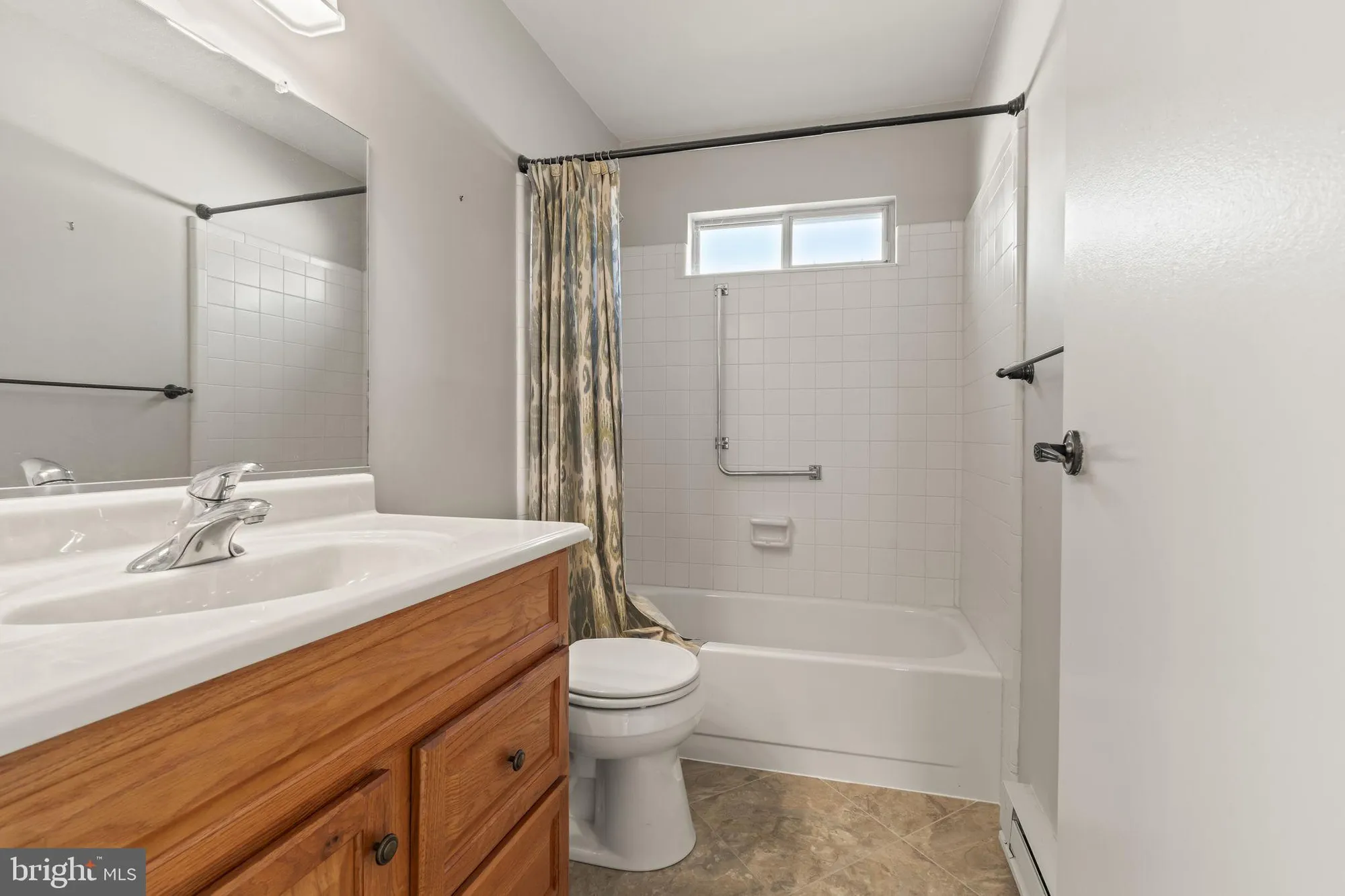 Property Slideshow image 16 of 30 | 33 dunstable rd, Southampton, NJ, 08088