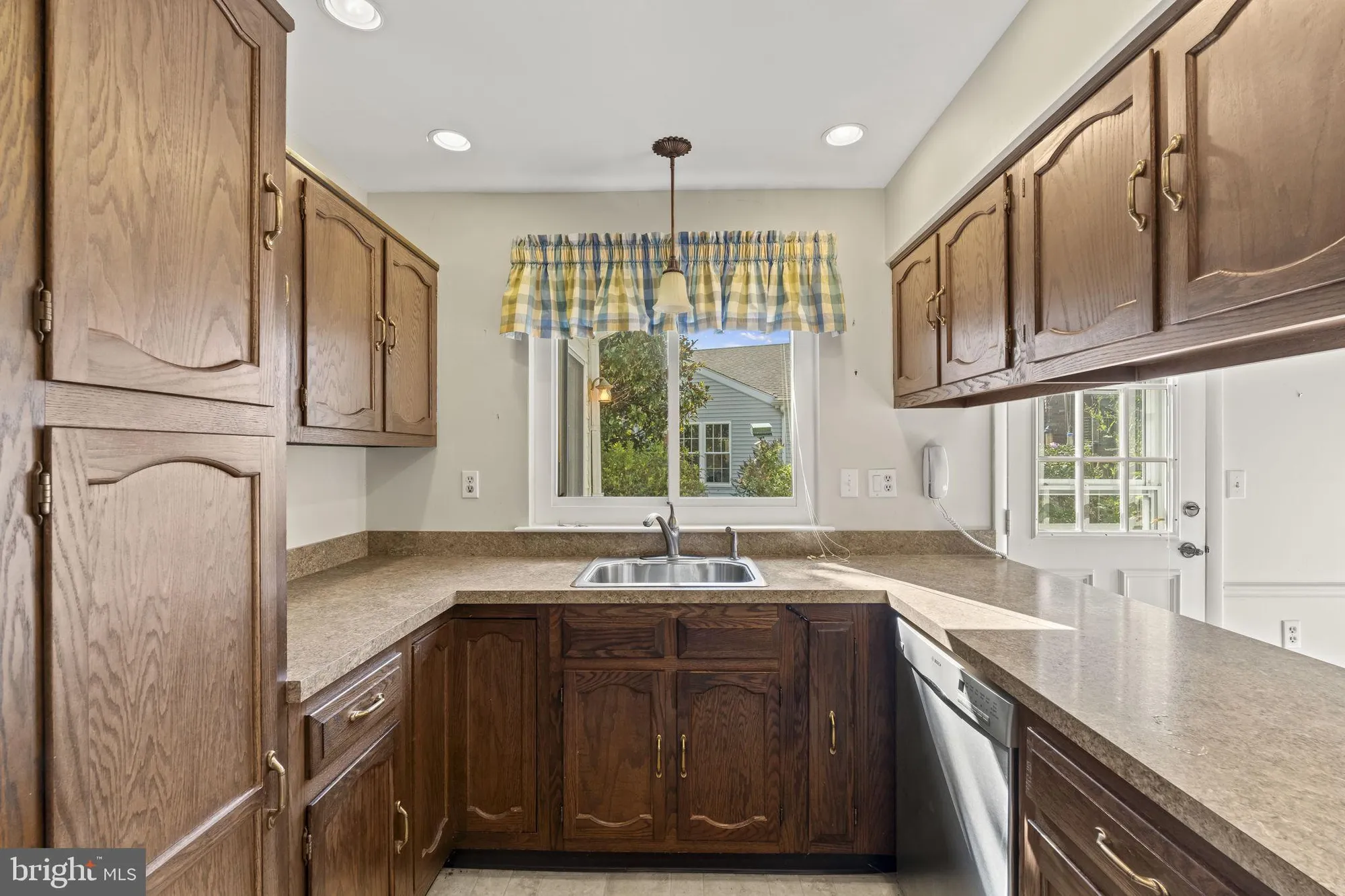 Property Slideshow image 25 of 30 | 33 dunstable rd, Southampton, NJ, 08088