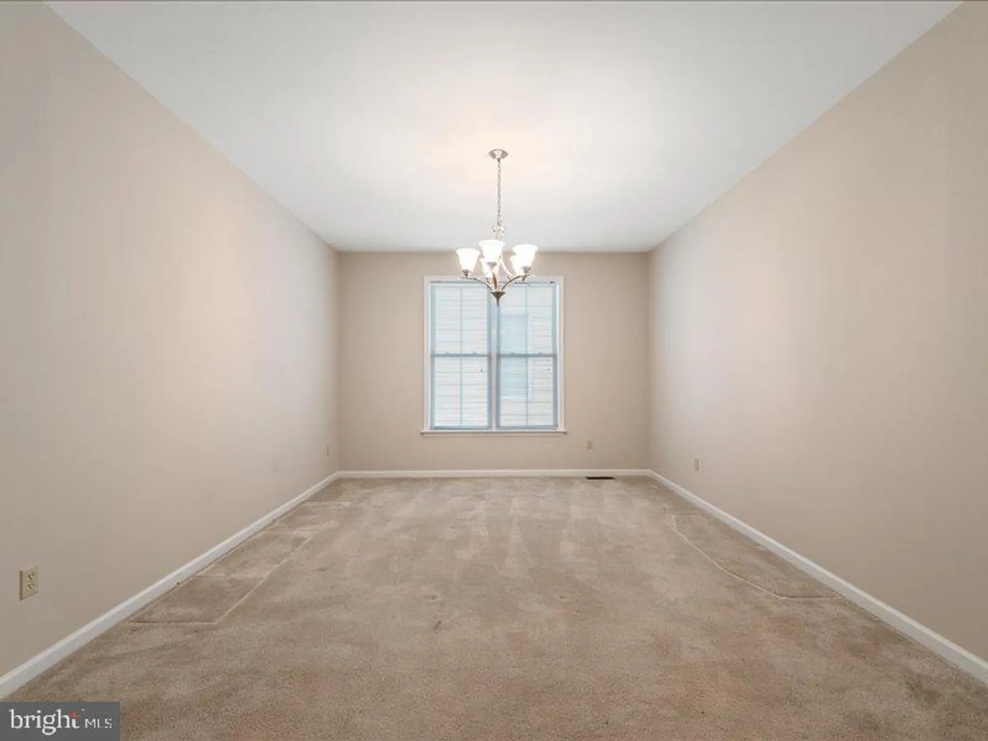 Property Slideshow image 17 of 56 | 118 harvest ridge dr, Winchester, VA, 22601