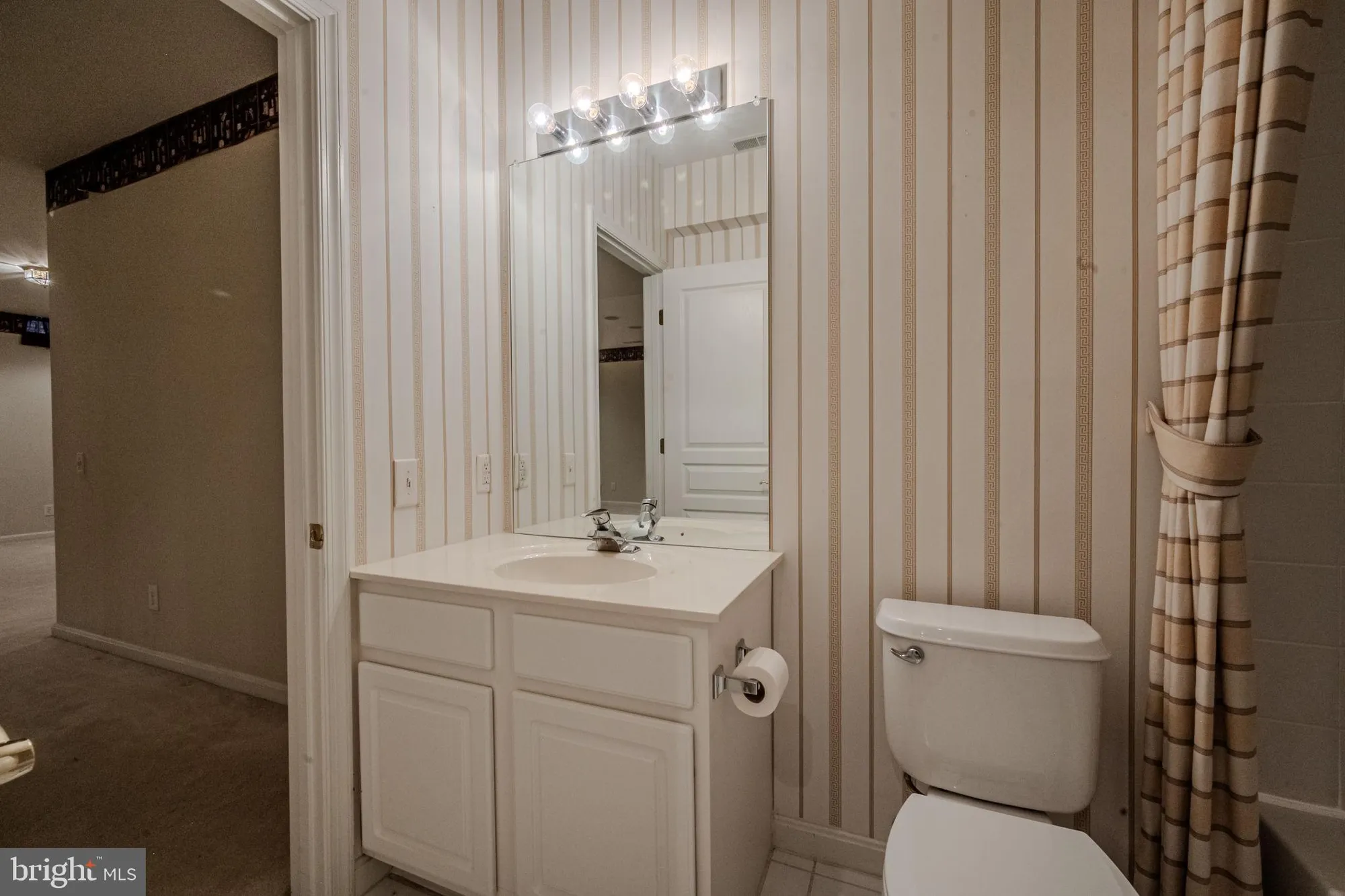 Property Slideshow image 37 of 54 | 607 martin dr, Avondale, PA, 19311