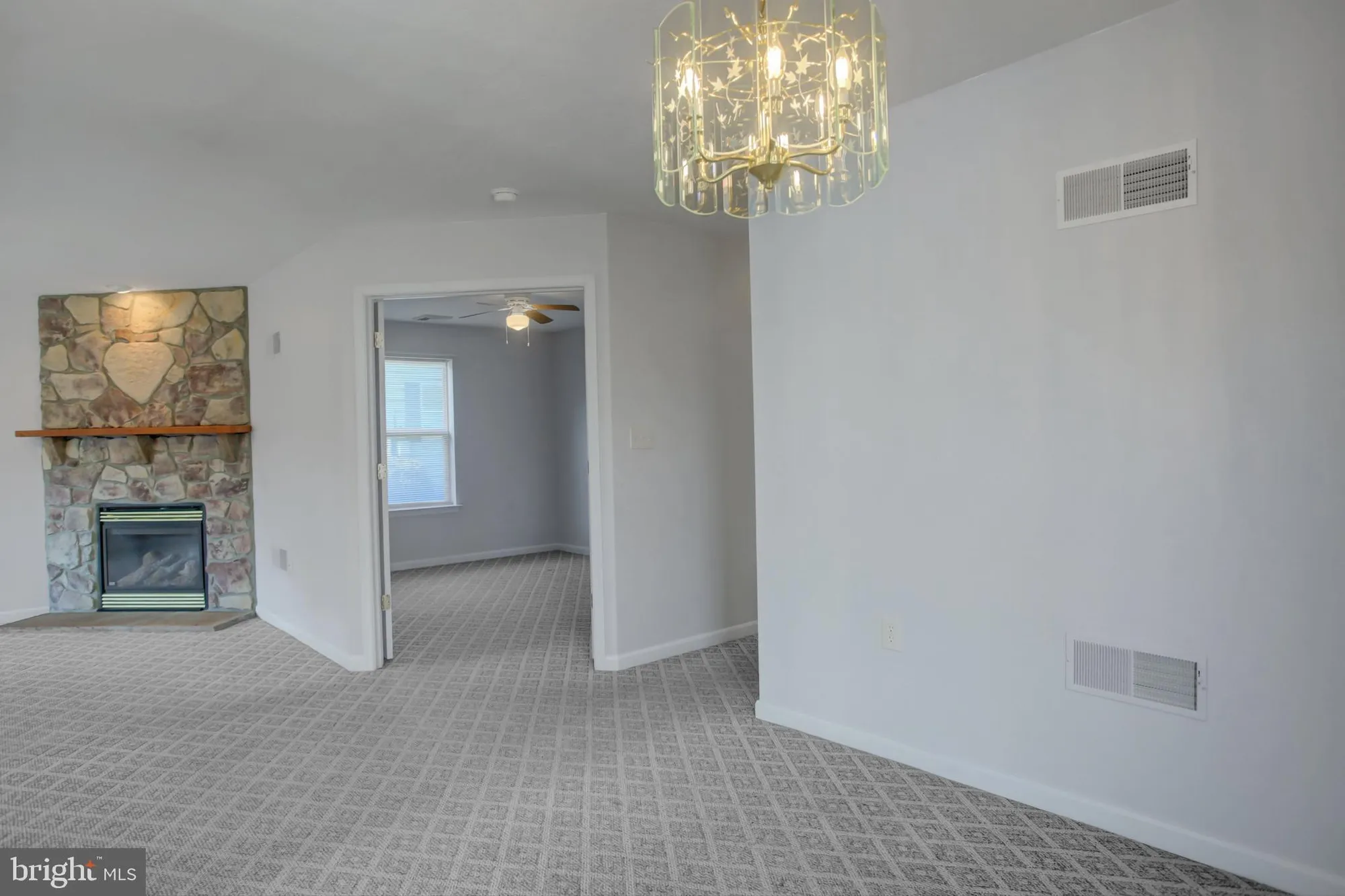 Property Slideshow image 16 of 52 | 81 lantern ln, Shippensburg, PA, 17257