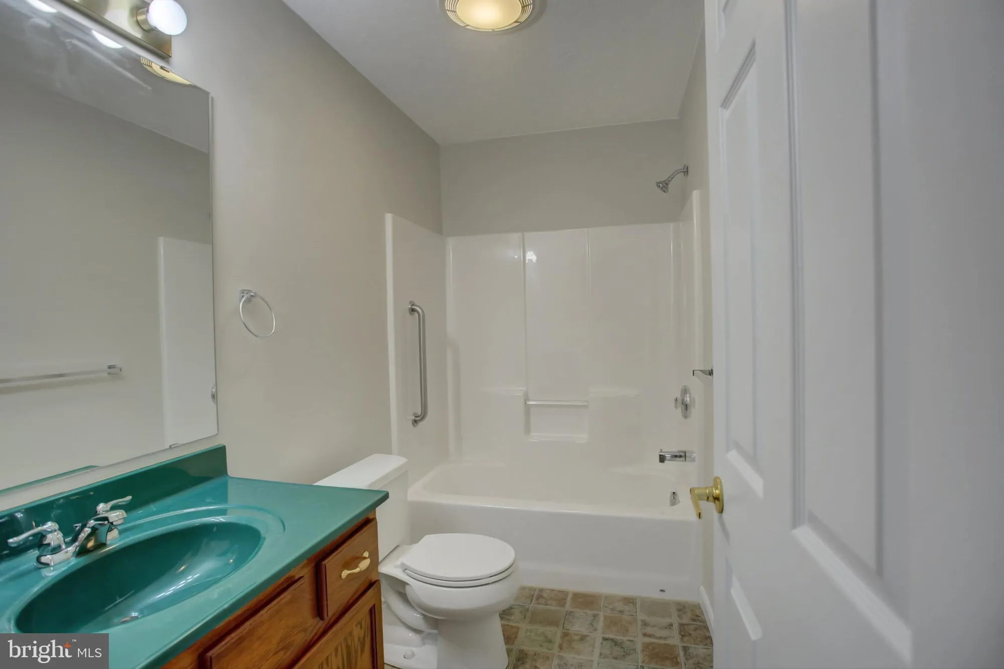 Property Slideshow image 33 of 52 | 81 lantern ln, Shippensburg, PA, 17257