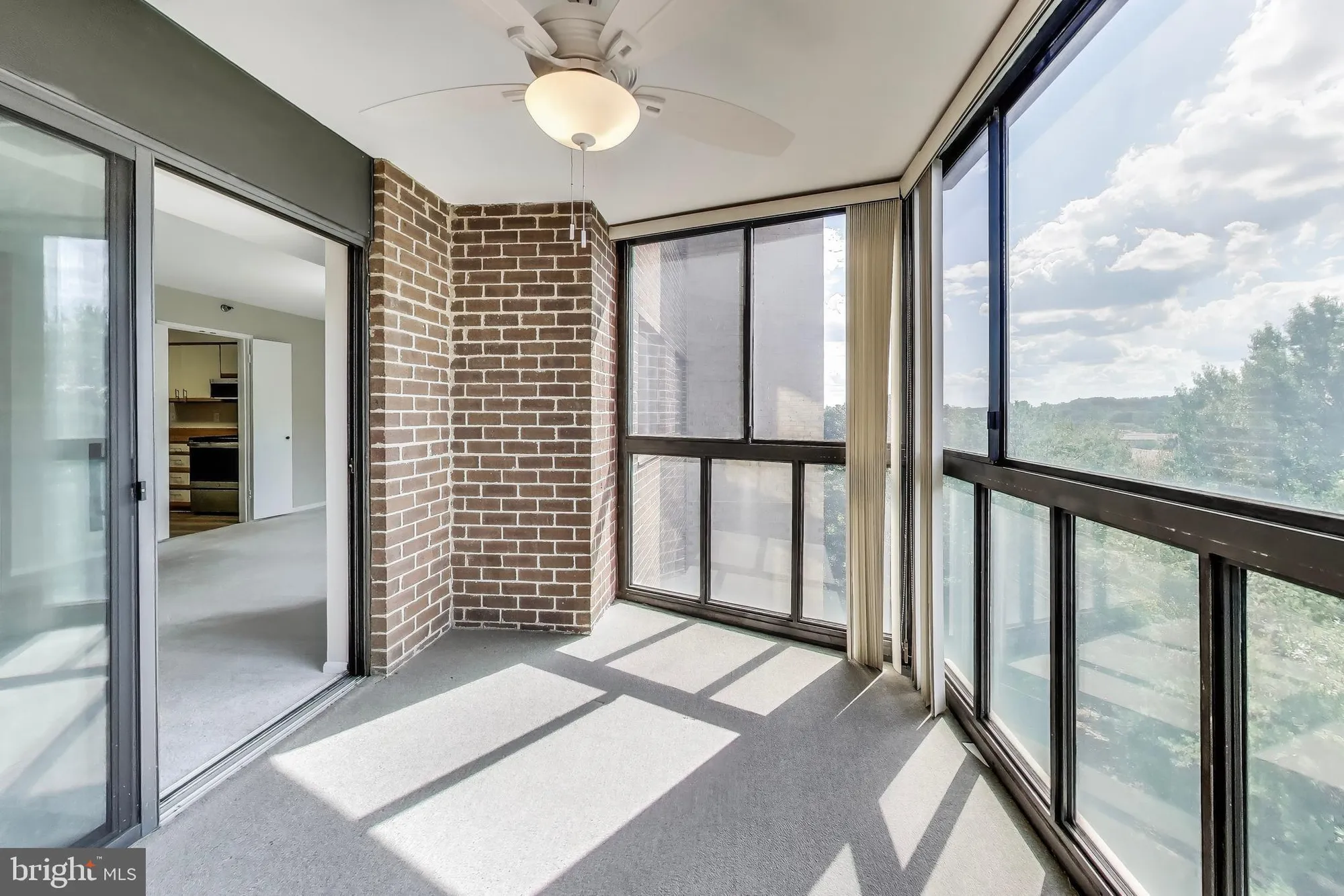 Property Slideshow image 20 of 43 | 15115 interlachen dr 3-802, Silver Spring, MD, 20906