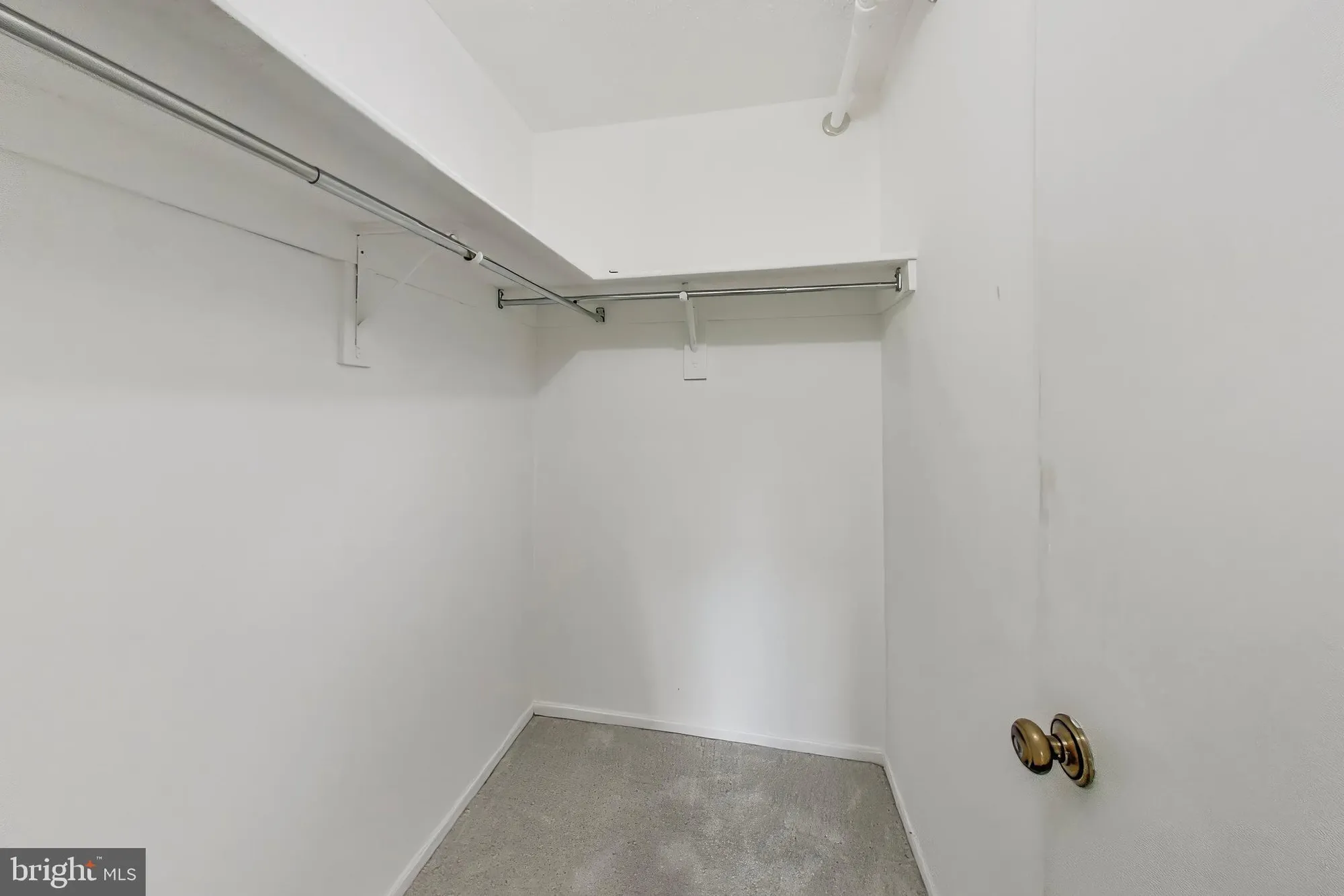 Property Slideshow image 17 of 43 | 15115 interlachen dr 3-802, Silver Spring, MD, 20906