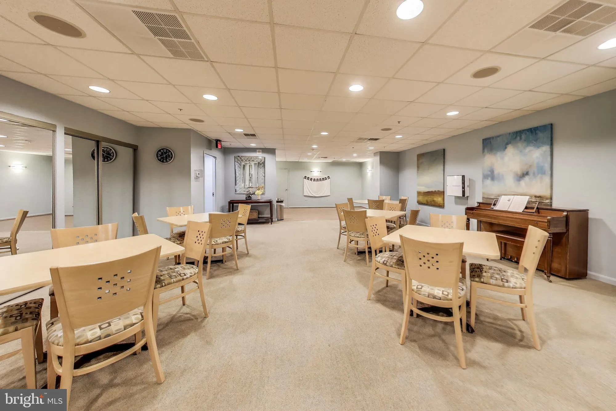 Property Slideshow image 27 of 43 | 15115 interlachen dr 3-802, Silver Spring, MD, 20906