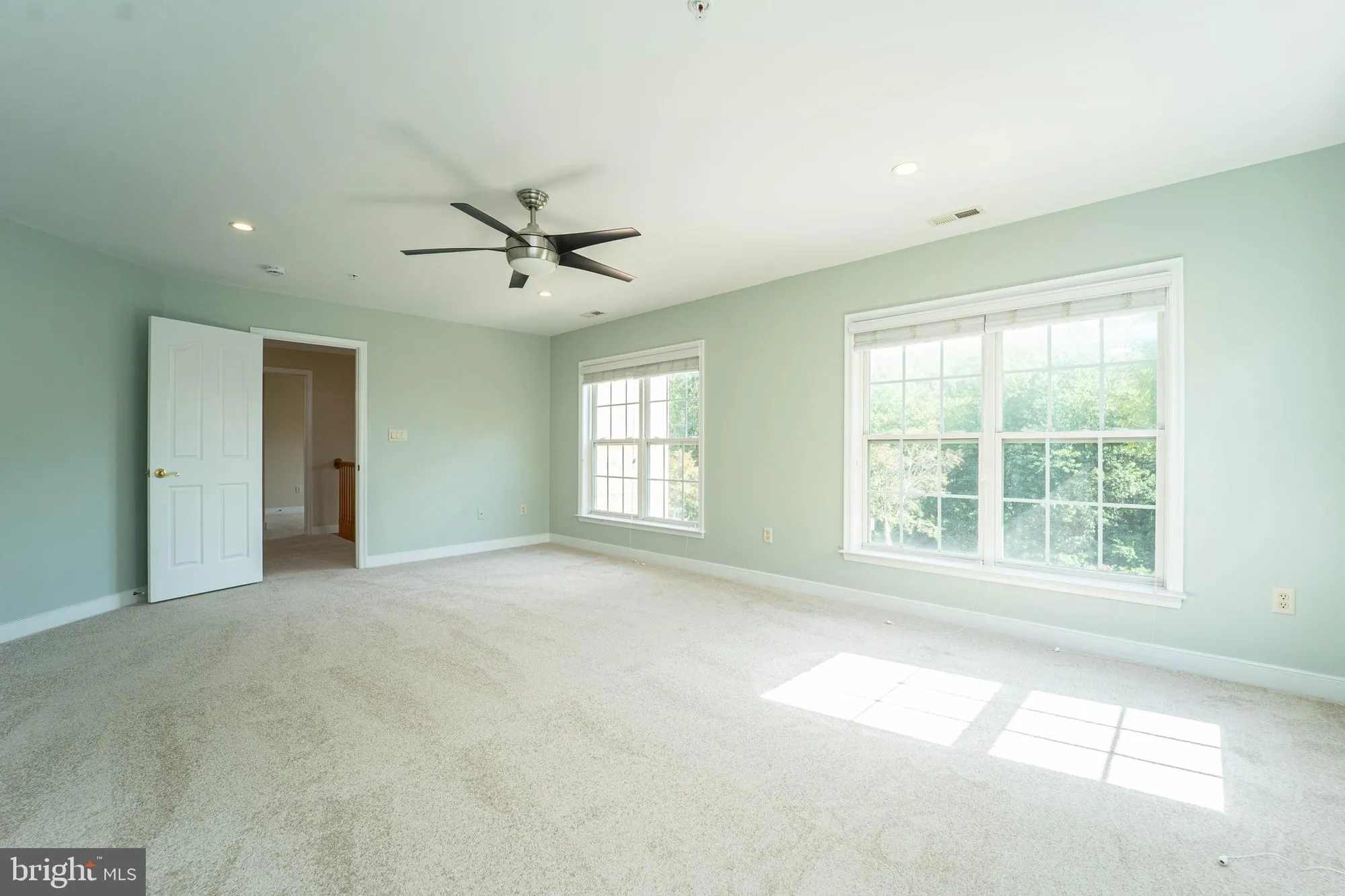 Property Slideshow image 35 of 51 | 8879 warm granite dr # 27, Columbia, MD, 21045