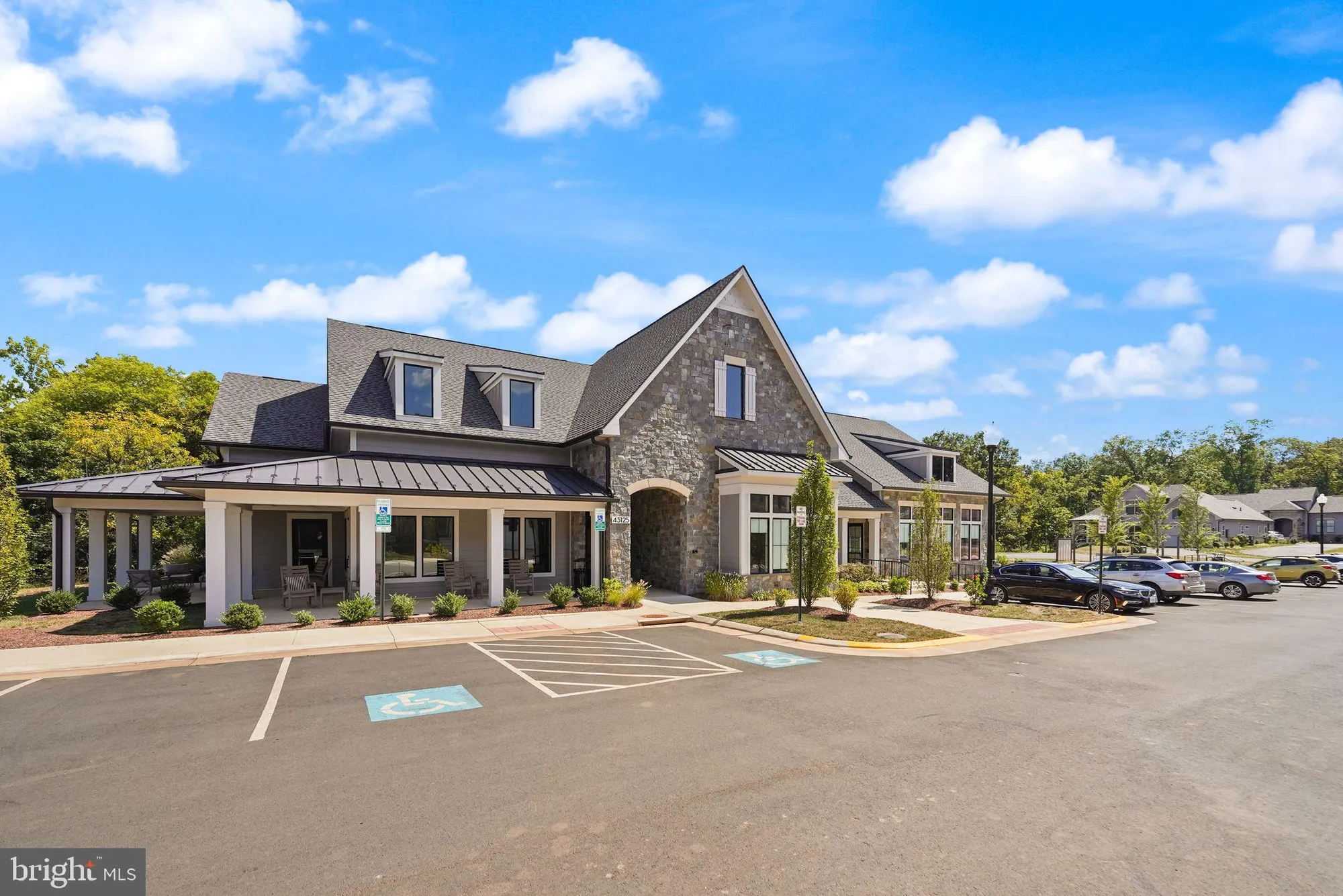 Property Slideshow image 23 of 30 | 23631 havelock walk ter 318, Ashburn, VA, 20148