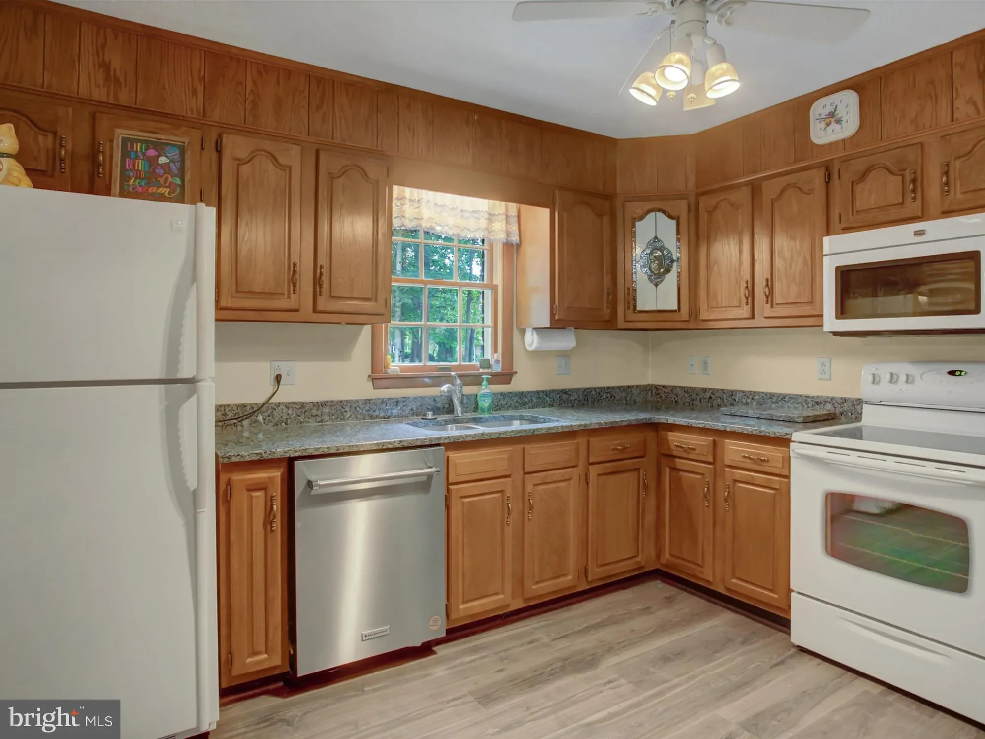 Property Slideshow image 13 of 42 | 6611 congressional ter, Fayetteville, PA, 17222