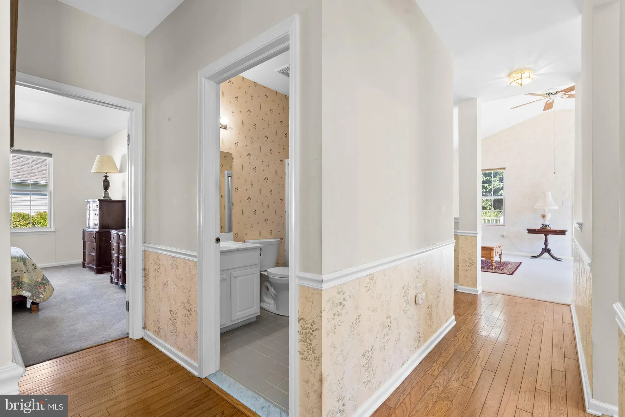Property Slideshow image 8 of 37 | 24 tupelo ln, Langhorne, PA, 19047