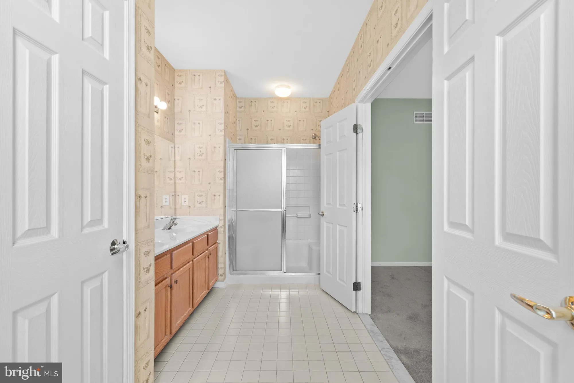 Property Slideshow image 22 of 37 | 24 tupelo ln, Langhorne, PA, 19047