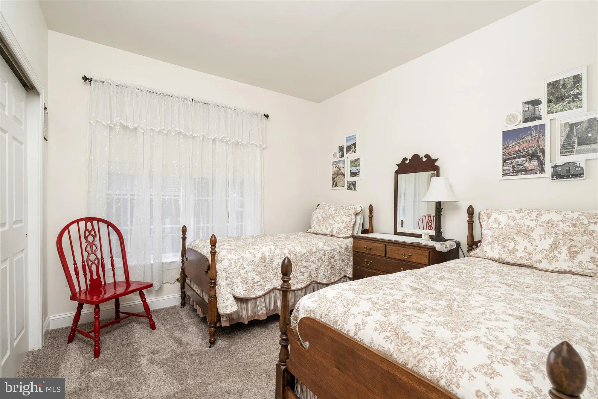 Property Slideshow image 16 of 47 | 118 monte carlo dr, Hamilton, NJ, 08691