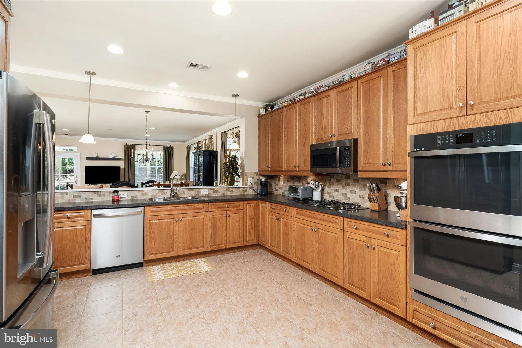 Property Slideshow image 20 of 47 | 118 monte carlo dr, Hamilton, NJ, 08691