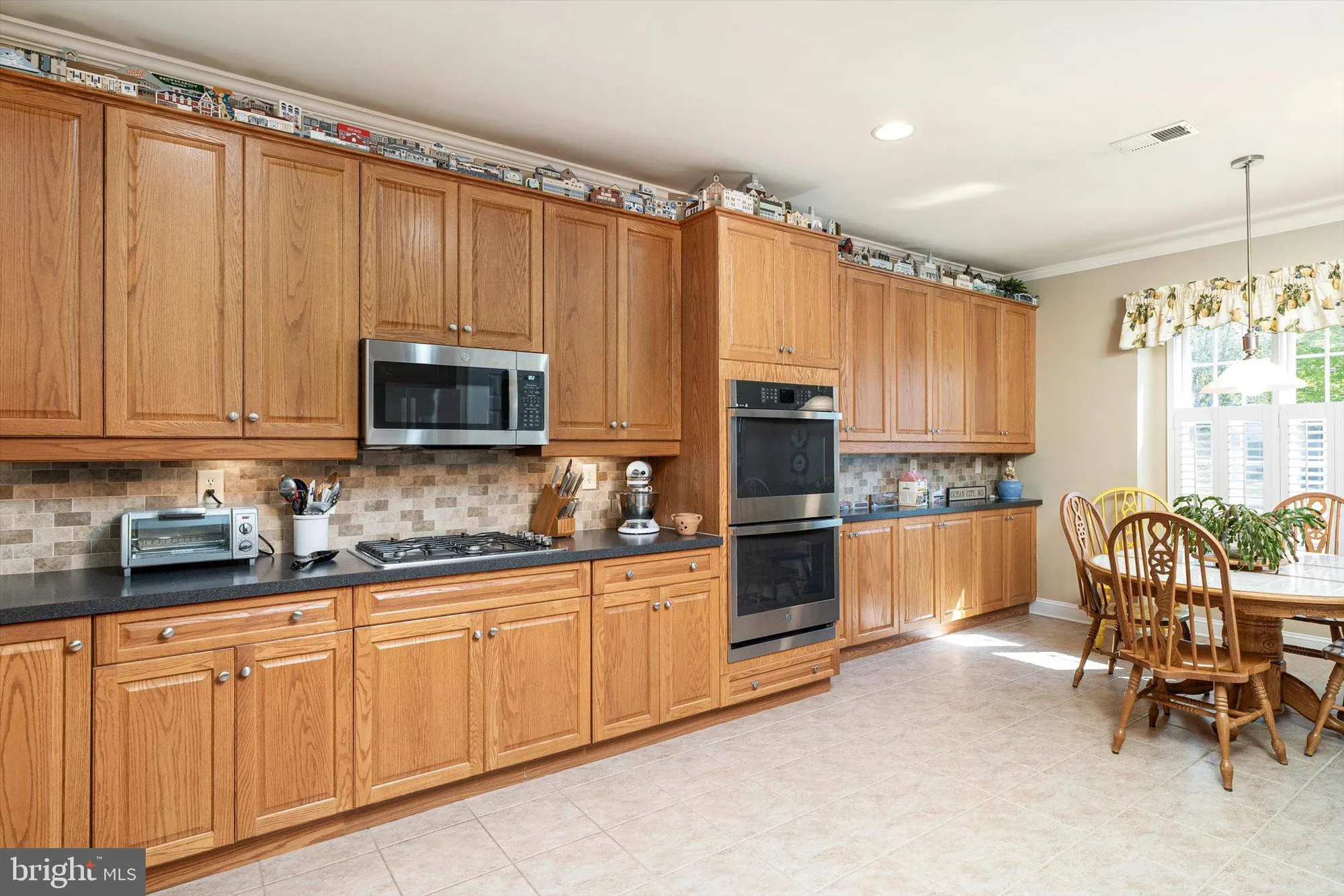 Property Slideshow image 22 of 47 | 118 monte carlo dr, Hamilton, NJ, 08691