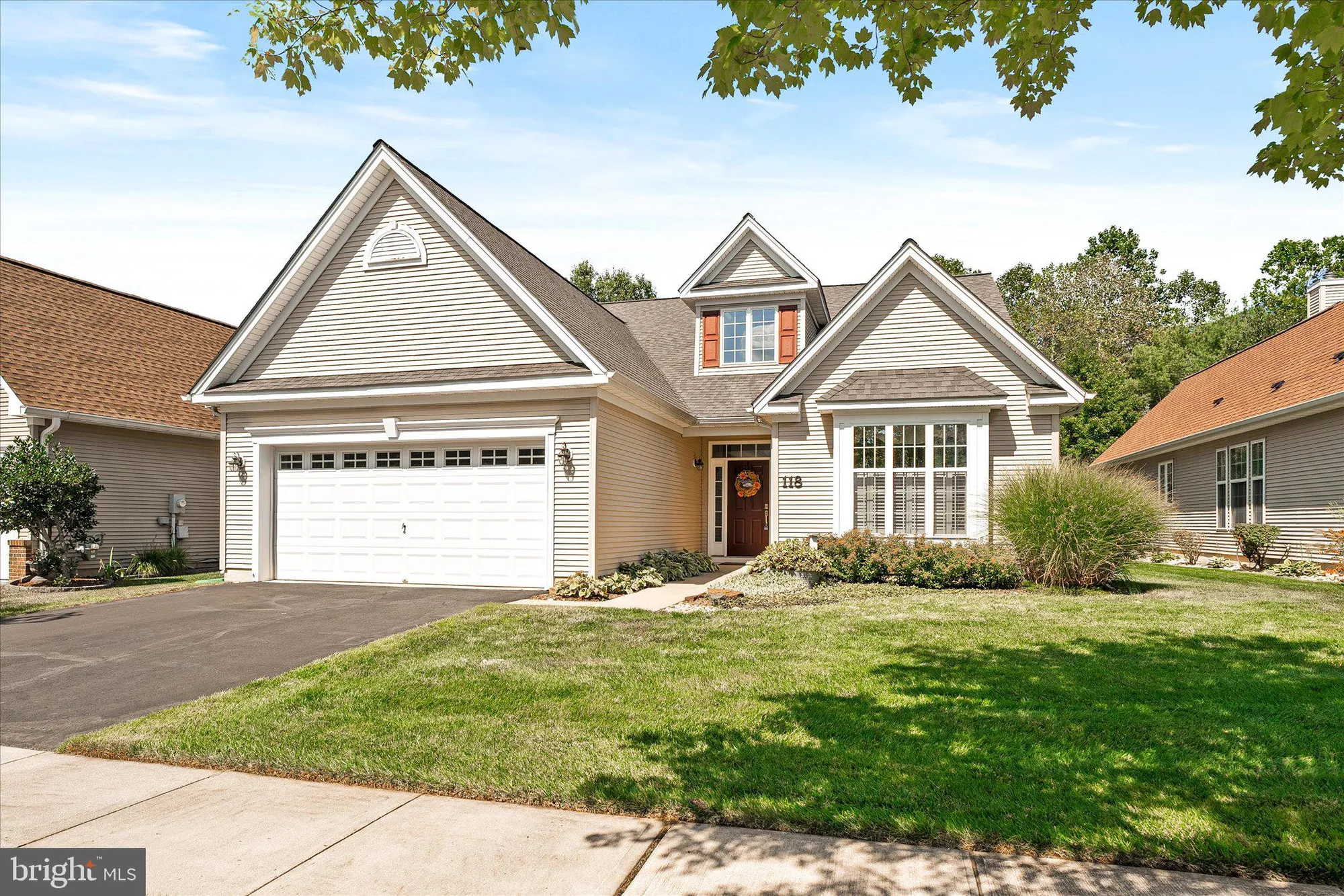 Property Slideshow image 2 of 47 | 118 monte carlo dr, Hamilton, NJ, 08691