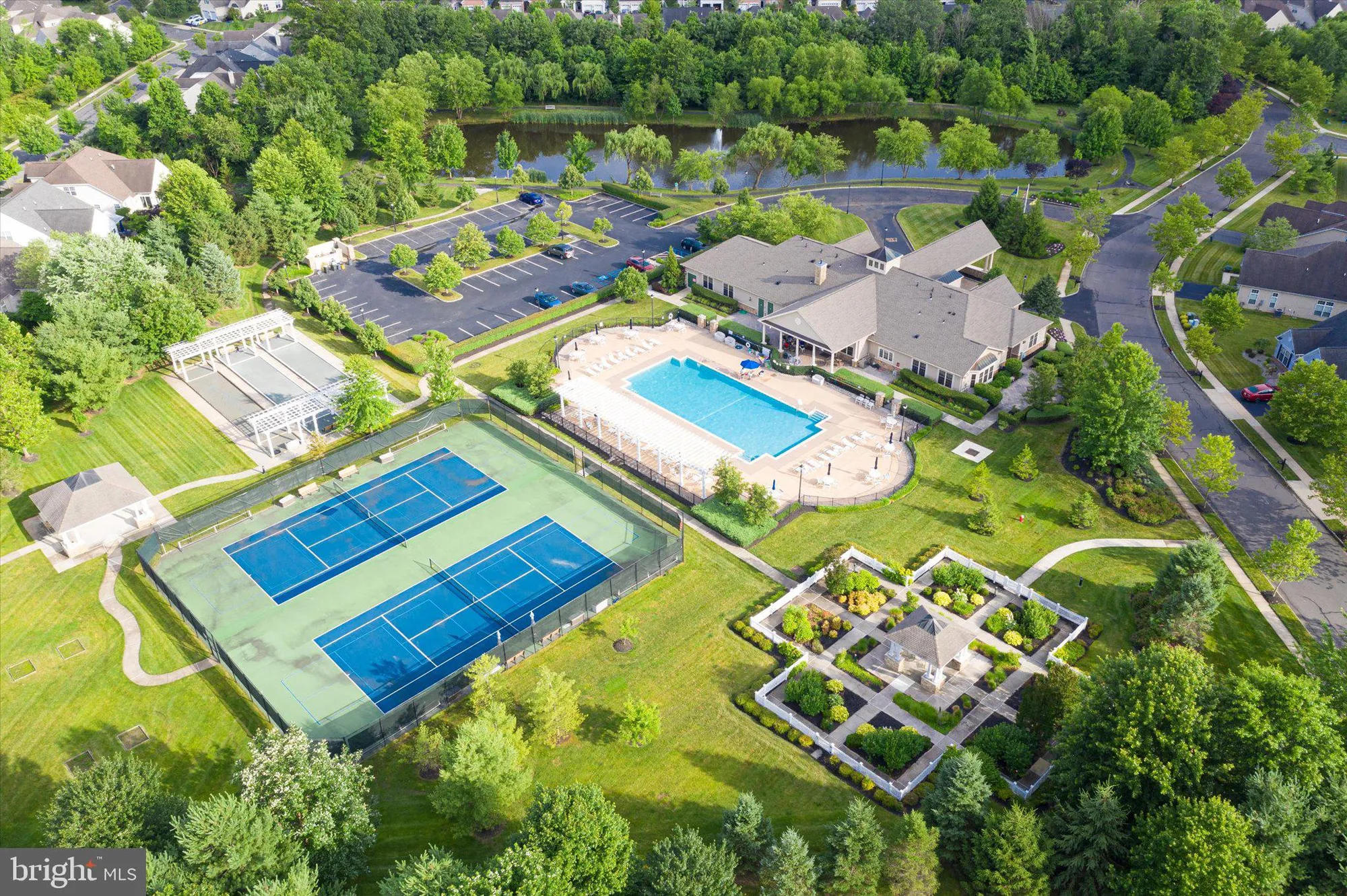 Property Slideshow image 32 of 47 | 118 monte carlo dr, Hamilton, NJ, 08691