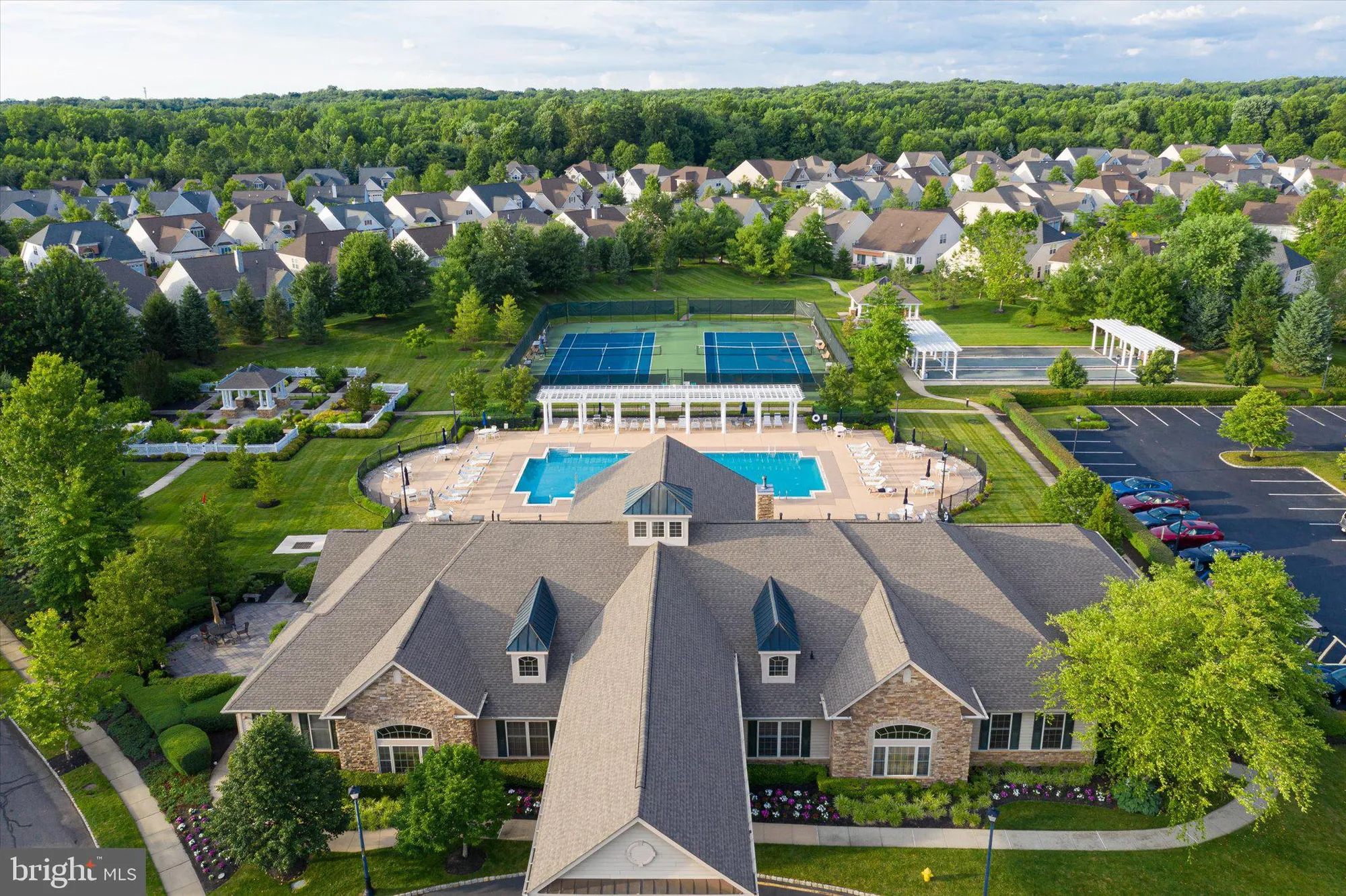 Property Slideshow image 33 of 47 | 118 monte carlo dr, Hamilton, NJ, 08691