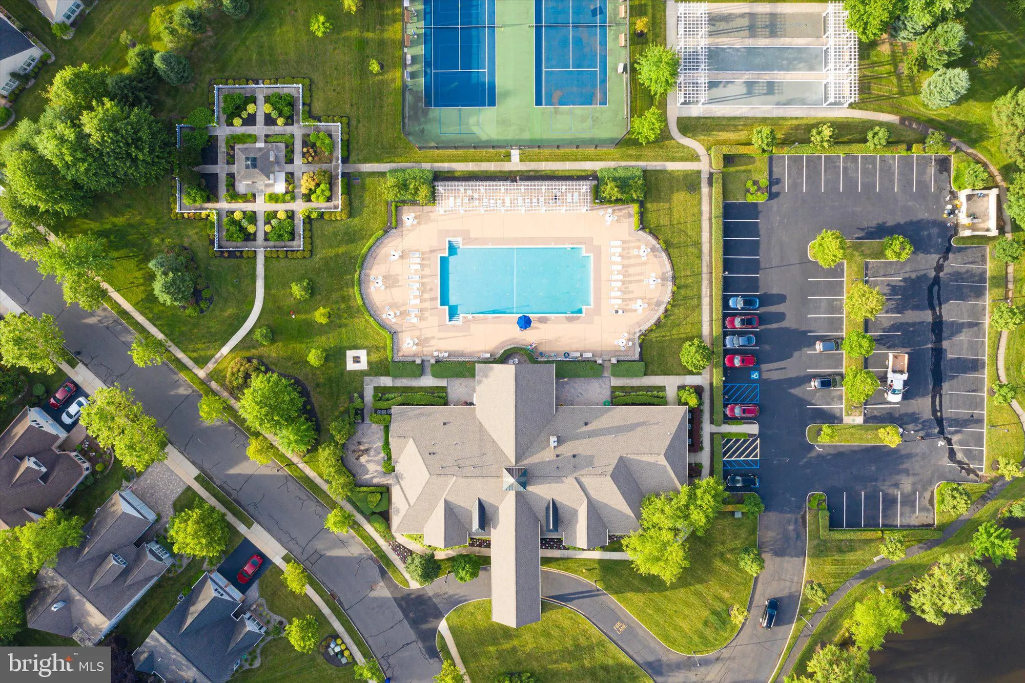 Property Slideshow image 44 of 47 | 118 monte carlo dr, Hamilton, NJ, 08691