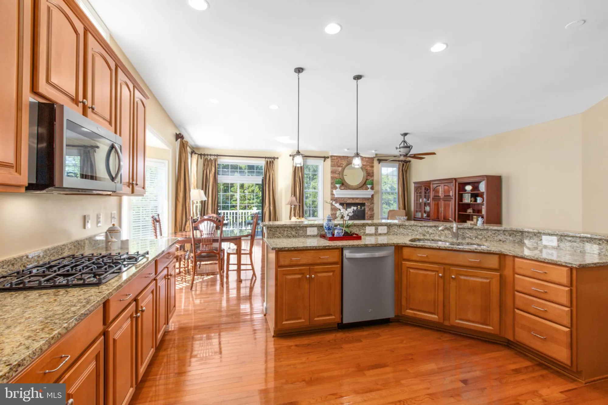 Property Slideshow image 15 of 55 | 6303 w dranesville dr, Fredericksburg, VA, 22407