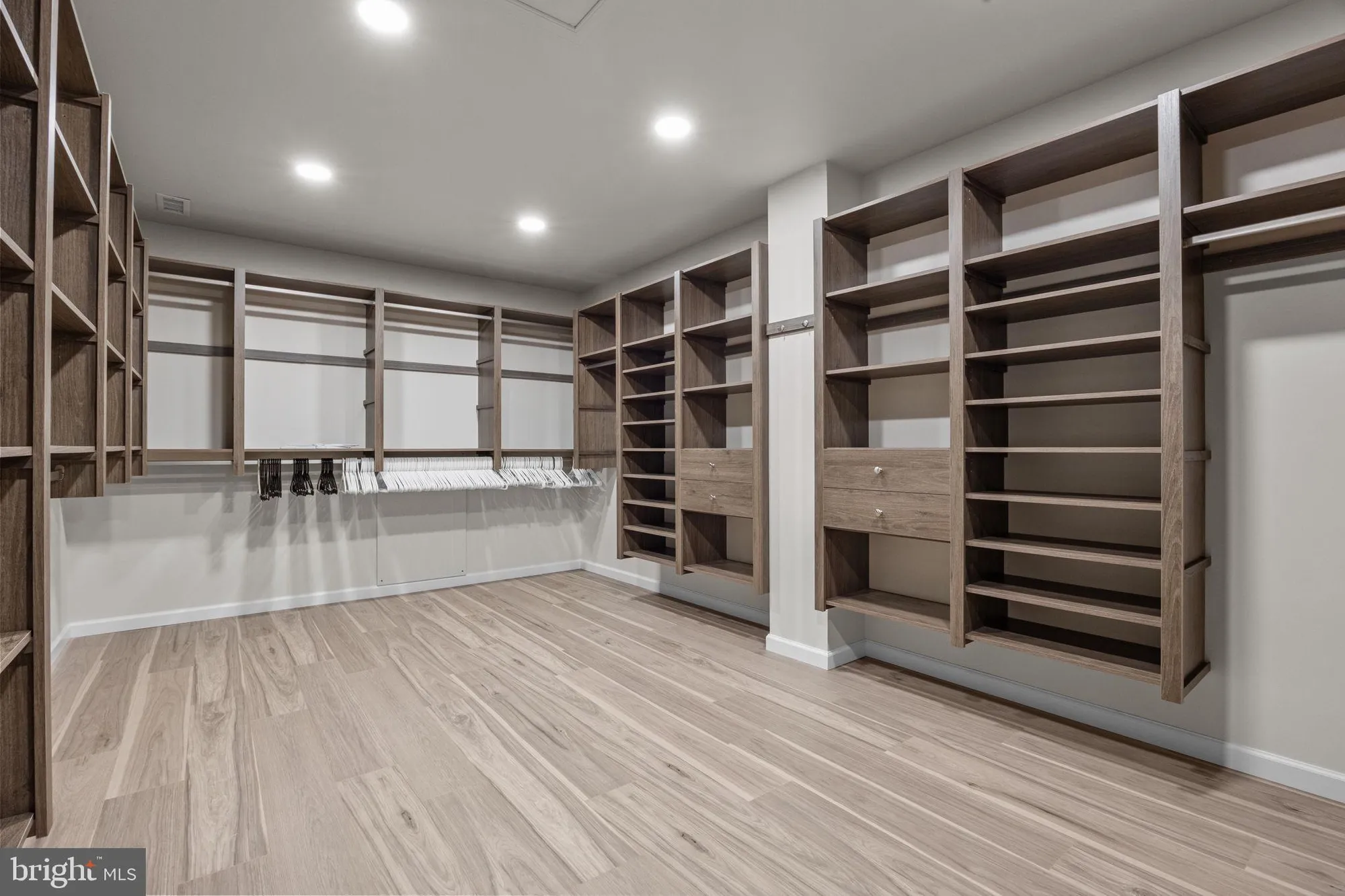 Property Slideshow image 25 of 40 | 38 mcconkey dr, Washington Crossing, PA, 18977