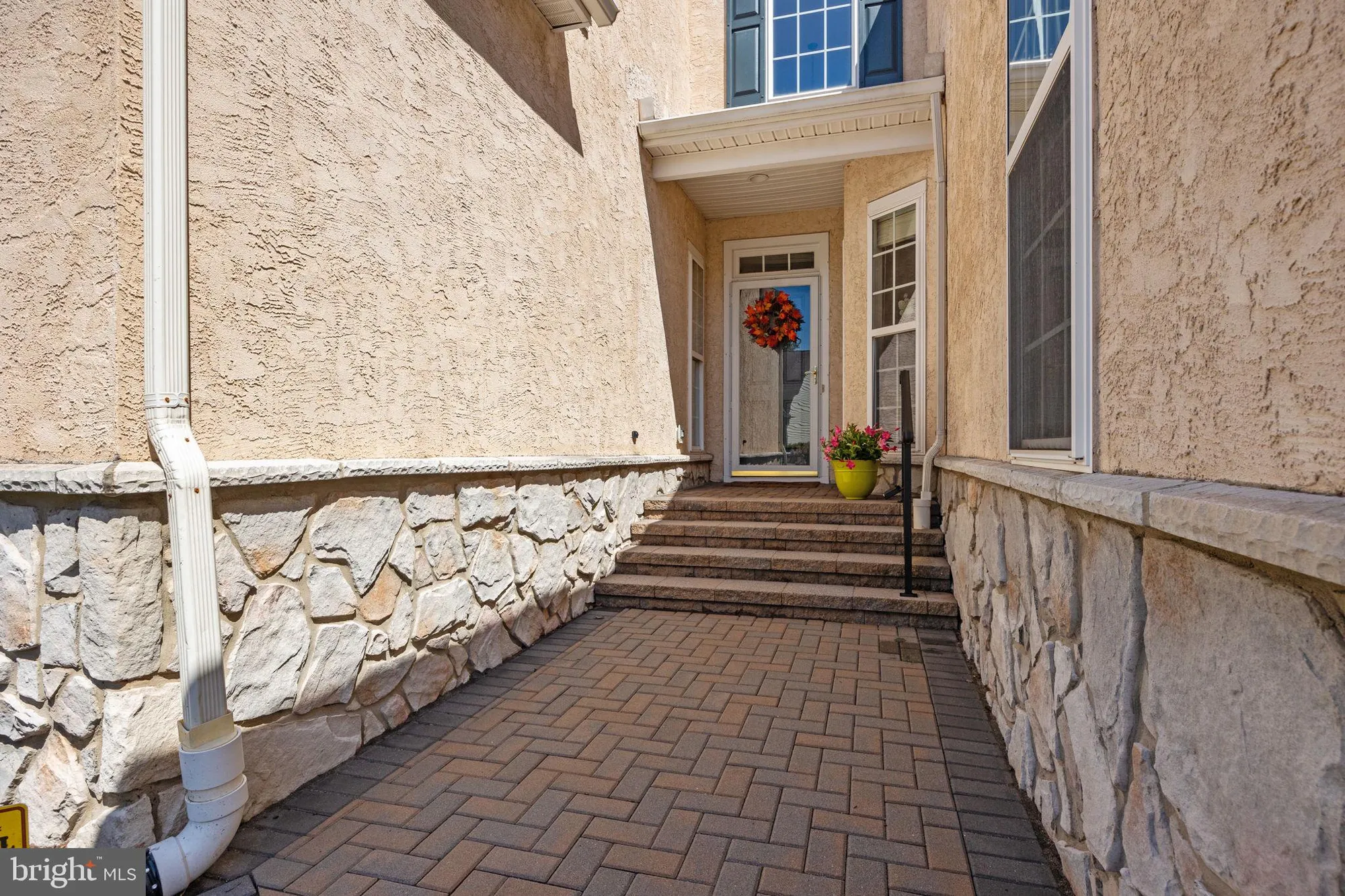 Property Slideshow image 3 of 40 | 38 mcconkey dr, Washington Crossing, PA, 18977