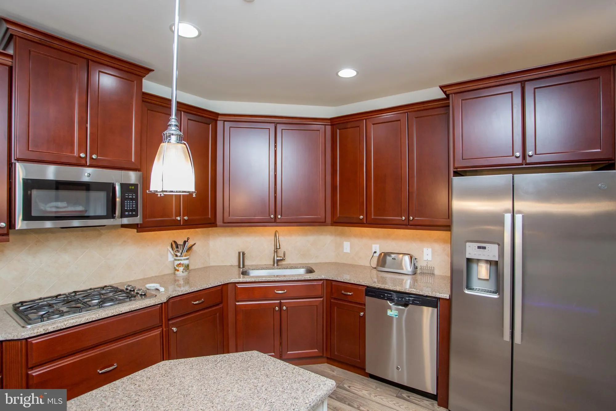 Property Slideshow image 7 of 62 | 6101 meridian blvd, Warrington, PA, 18976