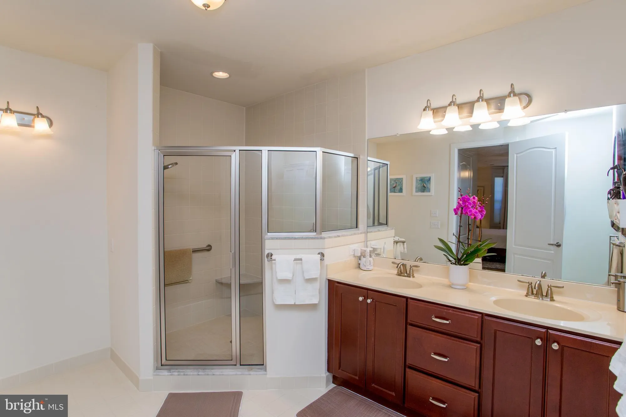 Property Slideshow image 38 of 62 | 6101 meridian blvd, Warrington, PA, 18976