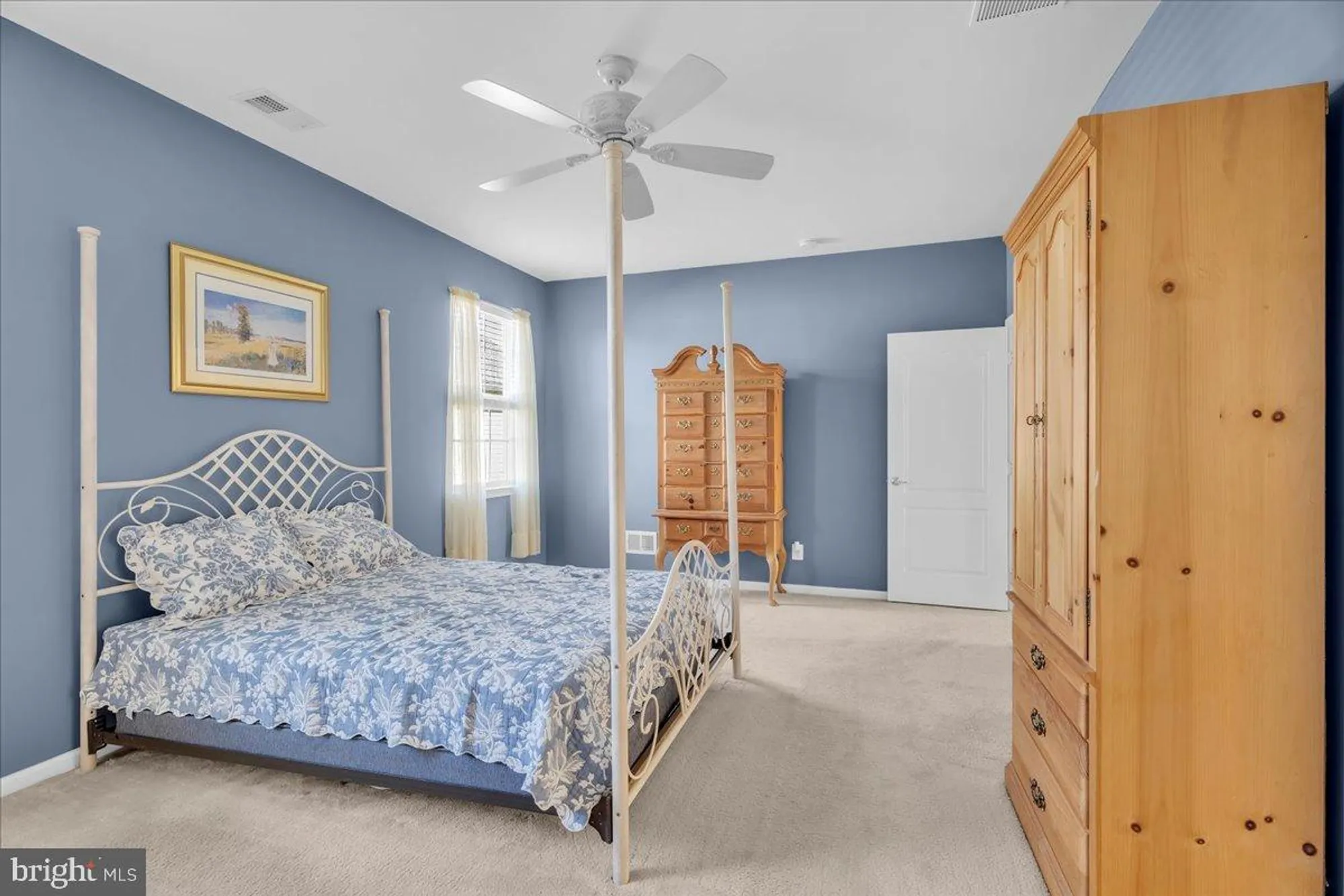 Property Slideshow image 13 of 36 | 35 w dehart ave, Clayton, NJ, 08312