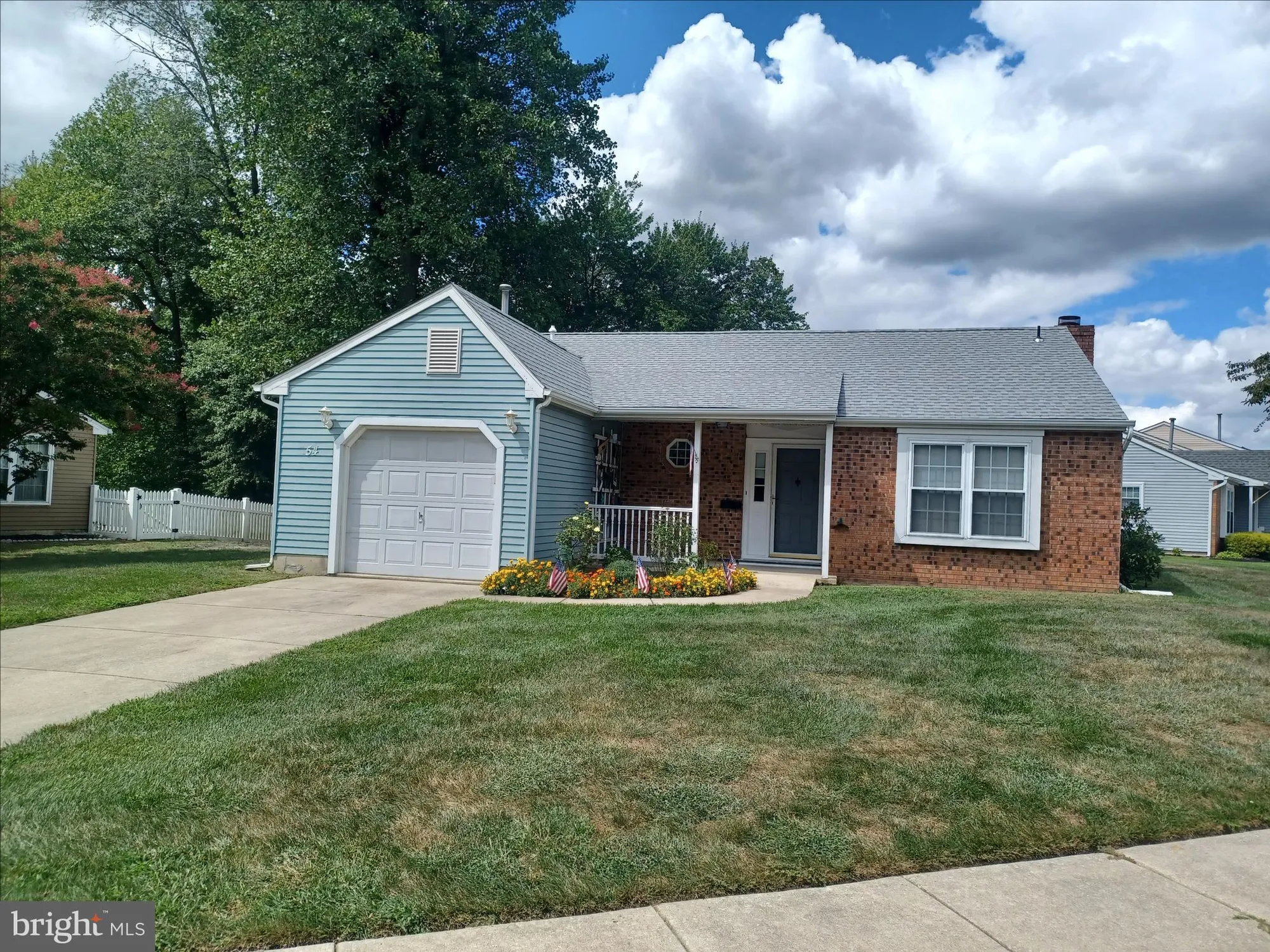 Property Slideshow image 1 of 19 | 54 knollwood dr, Woodbury, NJ, 08096