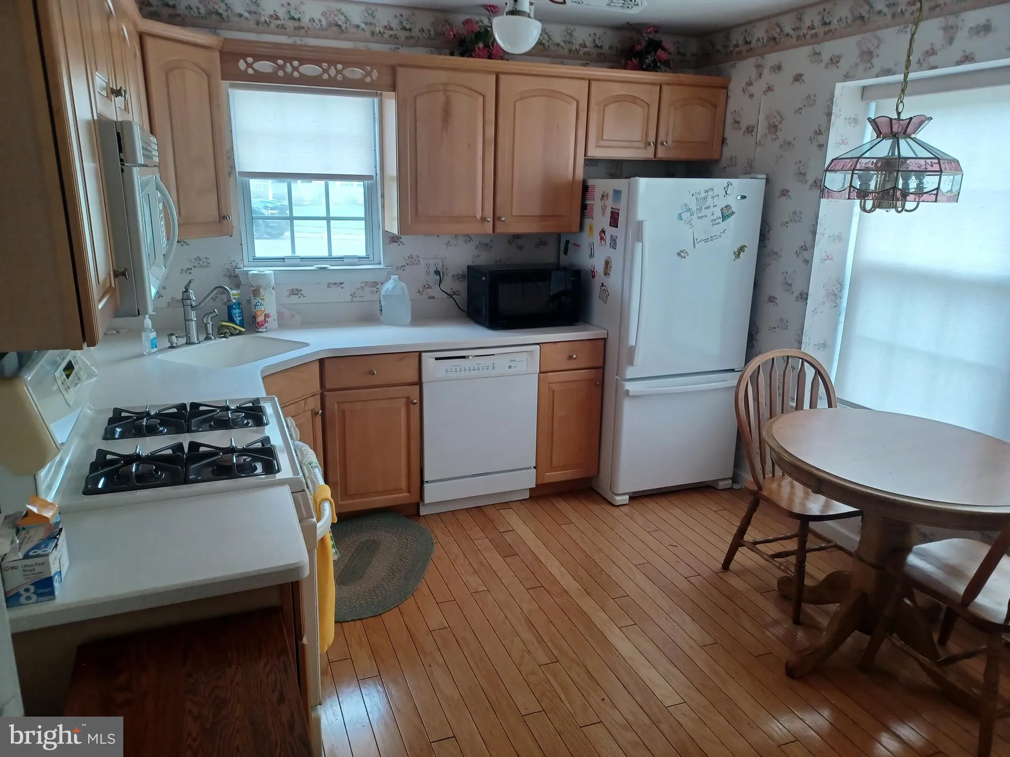 Property Slideshow image 7 of 19 | 54 knollwood dr, Woodbury, NJ, 08096
