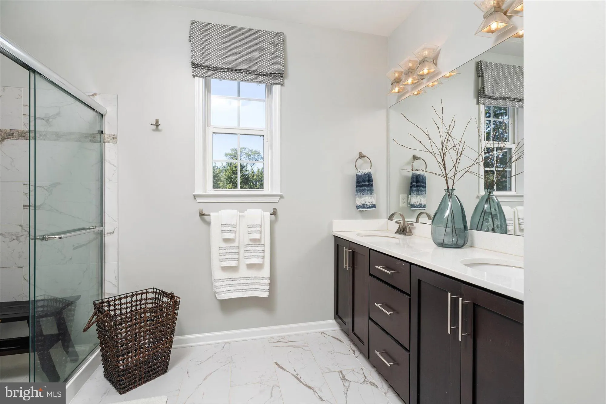 Property Slideshow image 26 of 35 | 1 cannon dr, Pennington, NJ, 08534