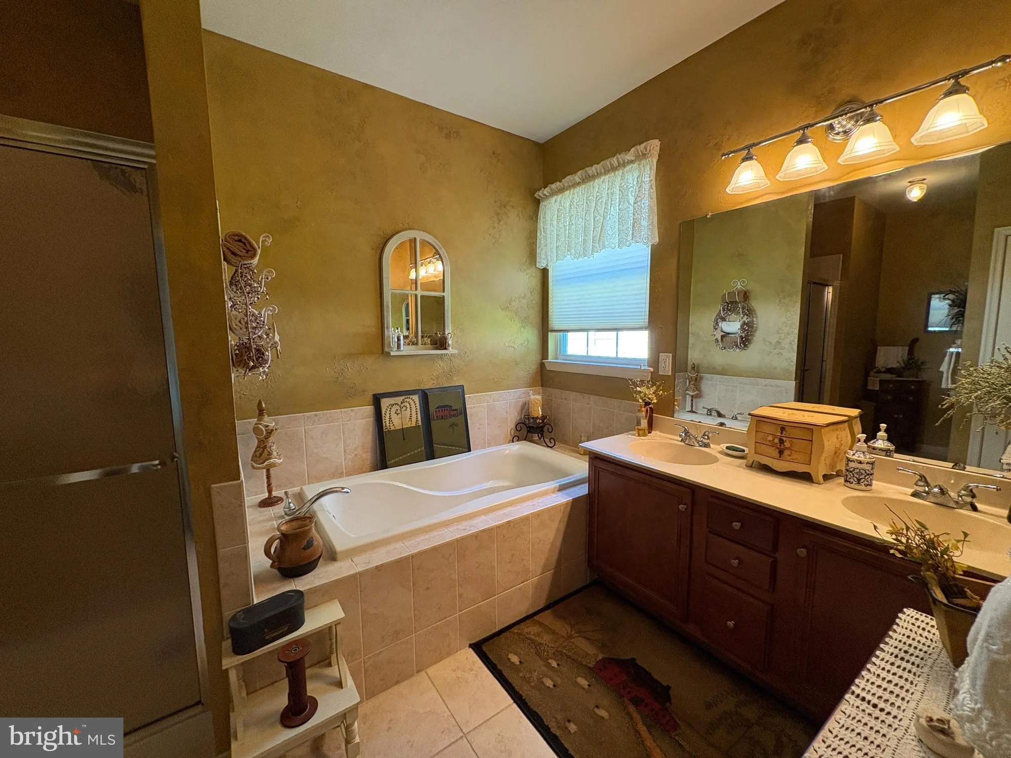 Property Slideshow image 15 of 26 | 131 honey flower, Bordentown, NJ, 08620